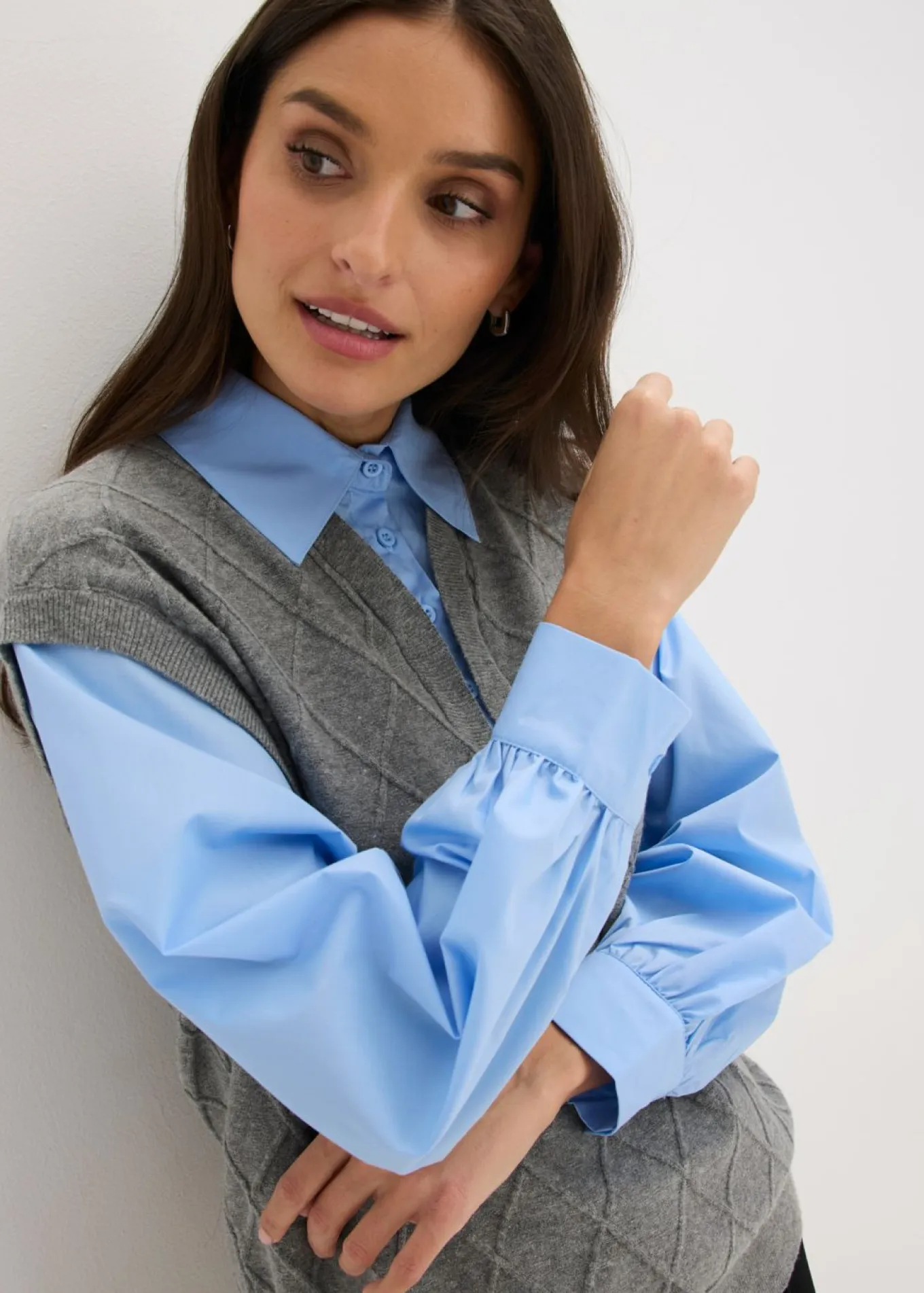 Jersey sin mangas con inserto de blusa y contenido de algodón