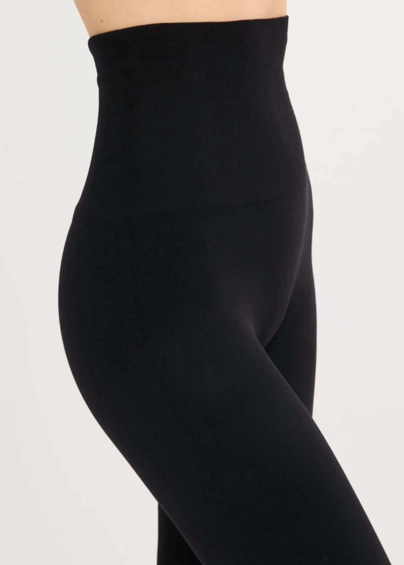 Leggings moldeadores tipo media sin costuras