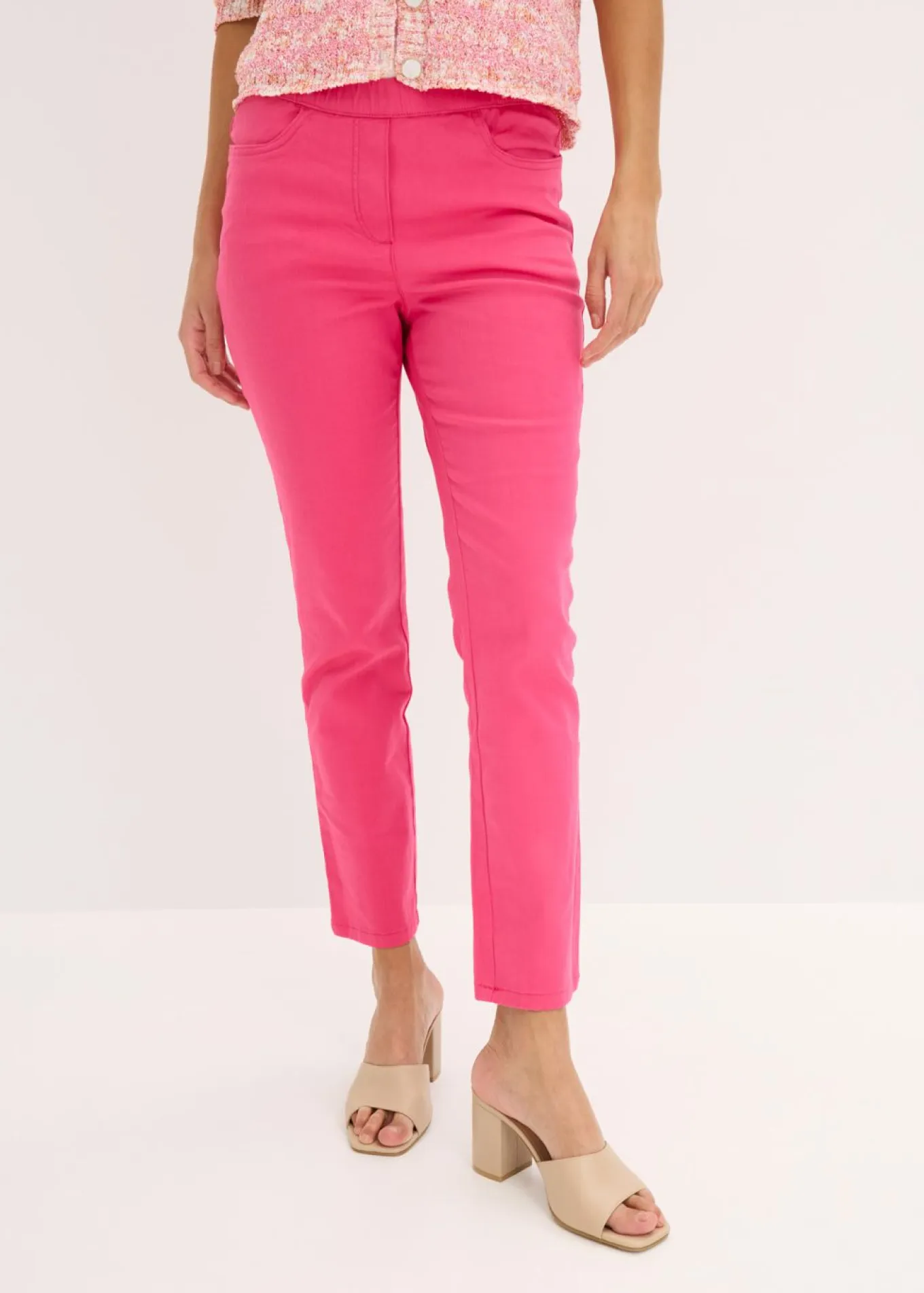 Pantalón capri sin cierre con elástico