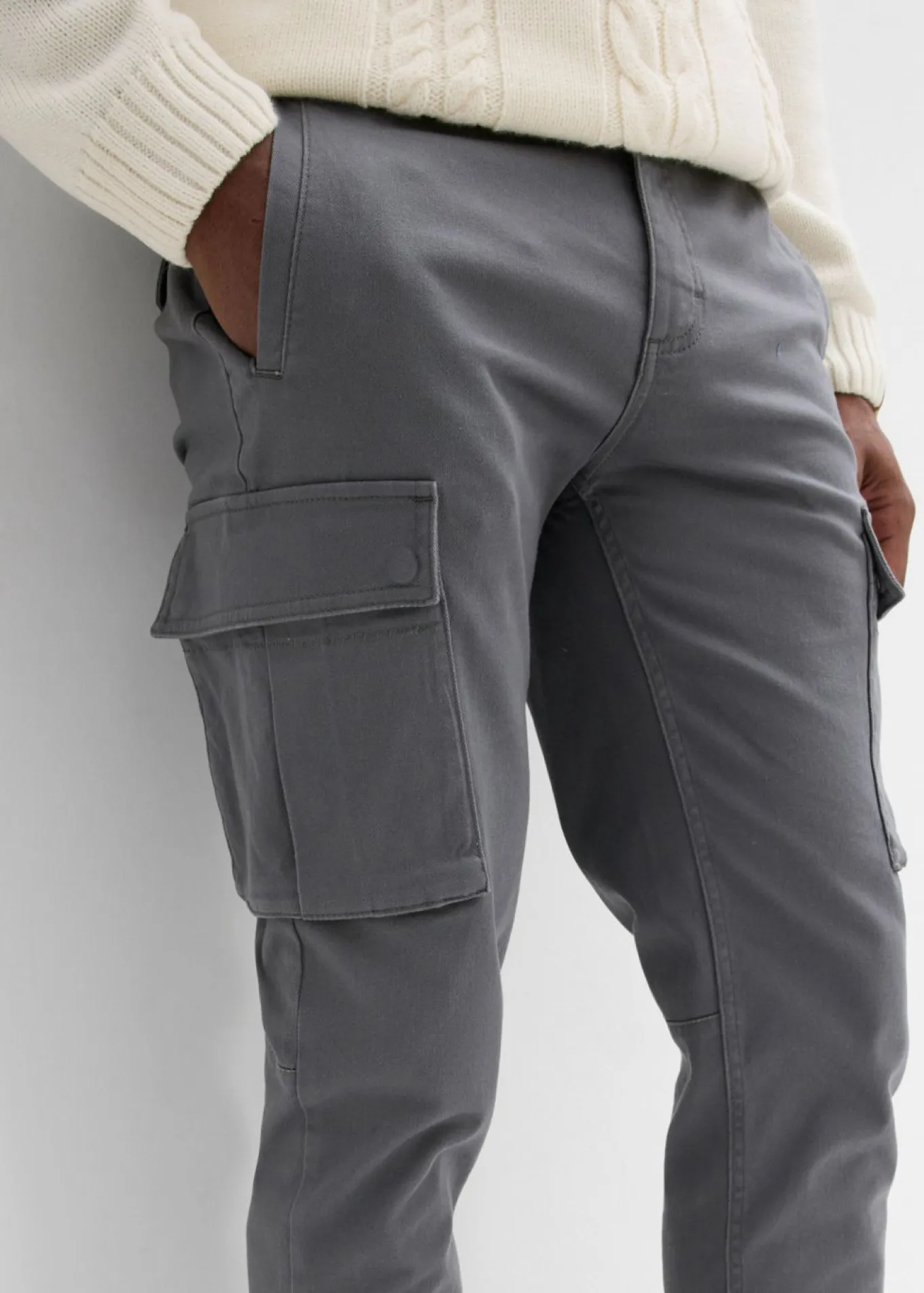 Pantalón cargo elástico, regular fit, con algodón puro, straight
