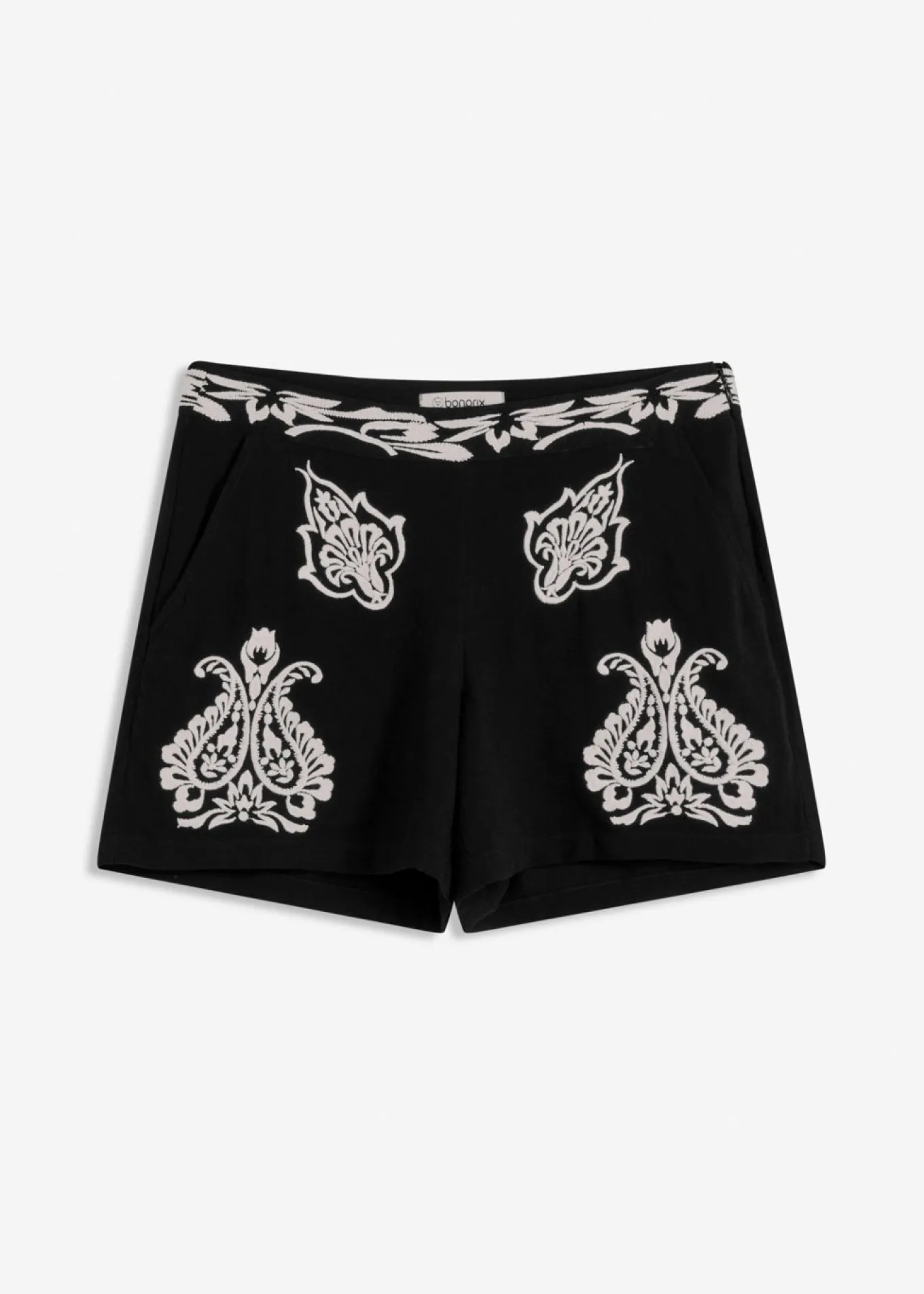 Pantalón corto con bordado de mezcla de viscosa suave