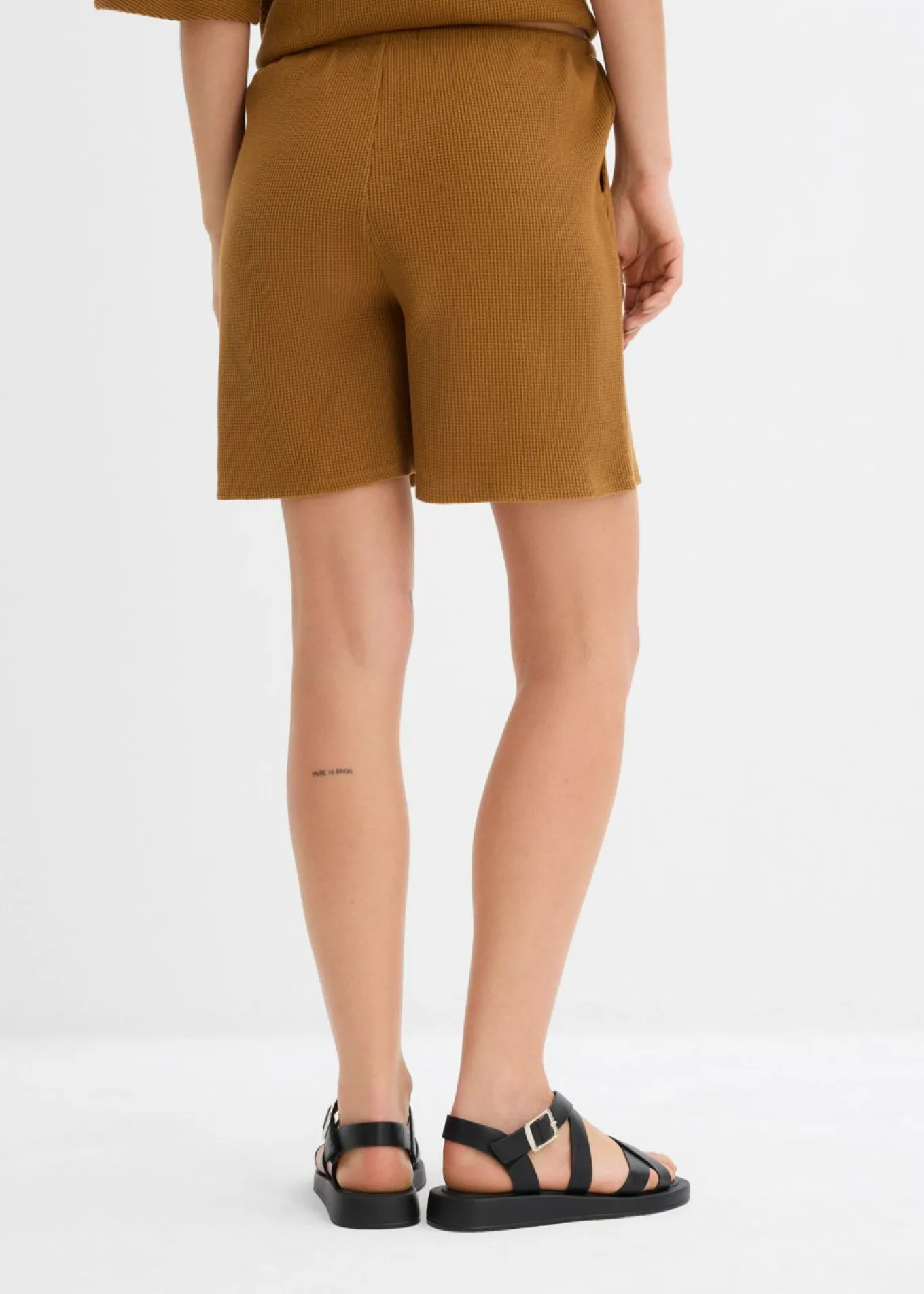 Pantalón corto de algodón puro con estructura
