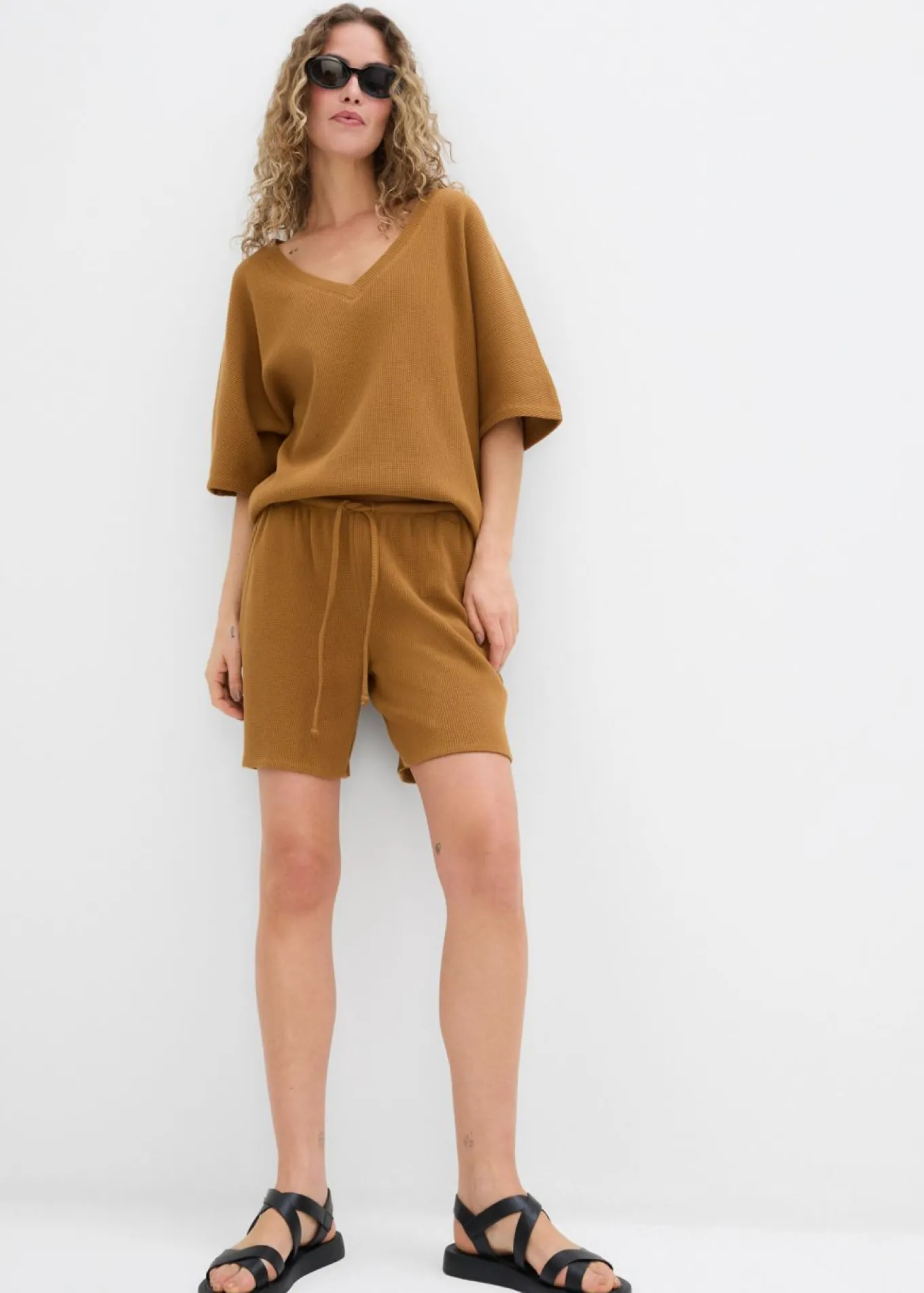 Pantalón corto de algodón puro con estructura