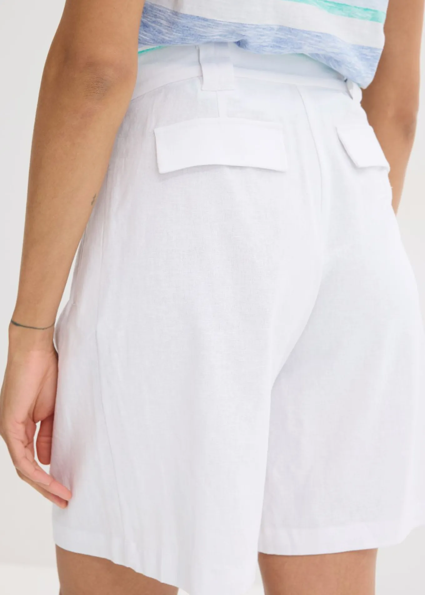 Pantalón corto de mezcla de lino ligero