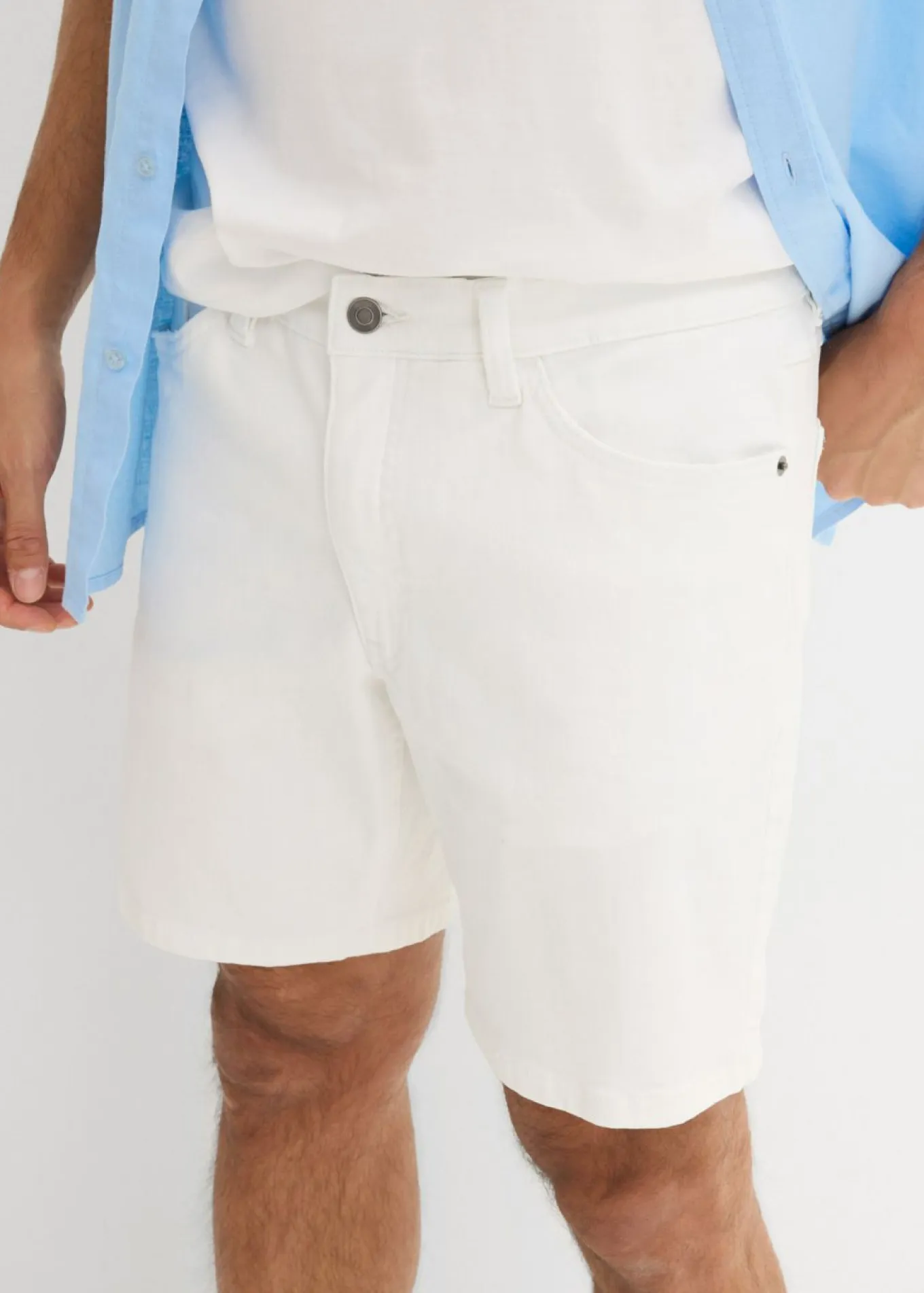 Pantalón corto vaquero elástico, loose fit, extra ancho