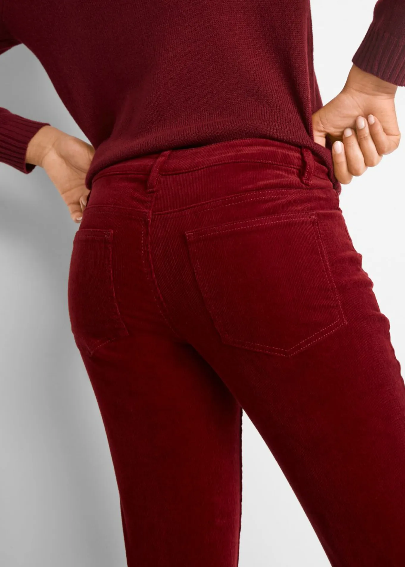 Pantalón de pana elástico de corte recto