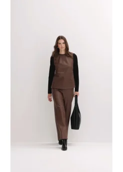 Pantalón de piel sintética