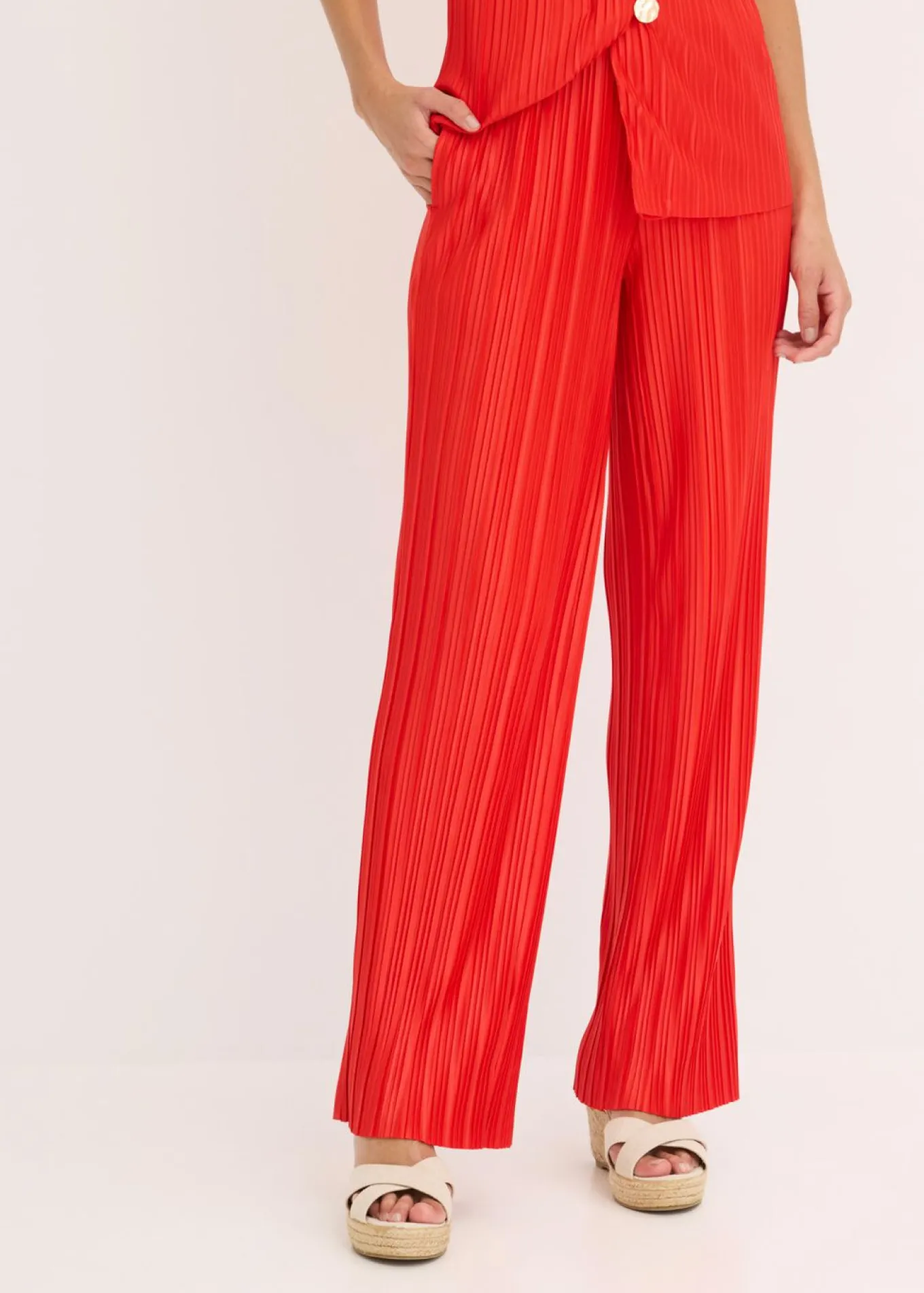 Pantalón de punto con plisado