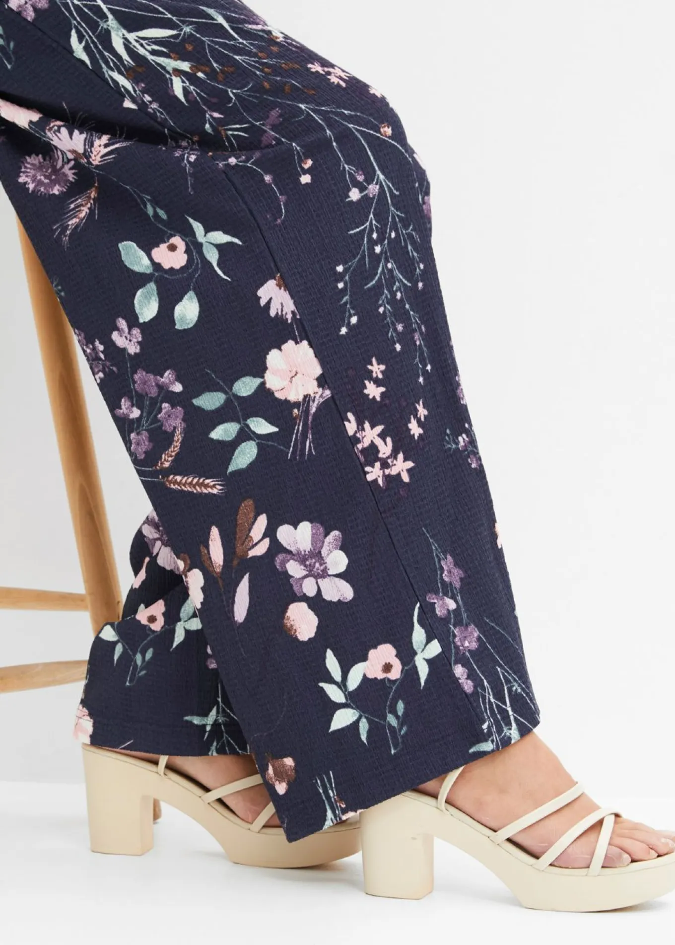 Pantalón de punto de crepé ligero
