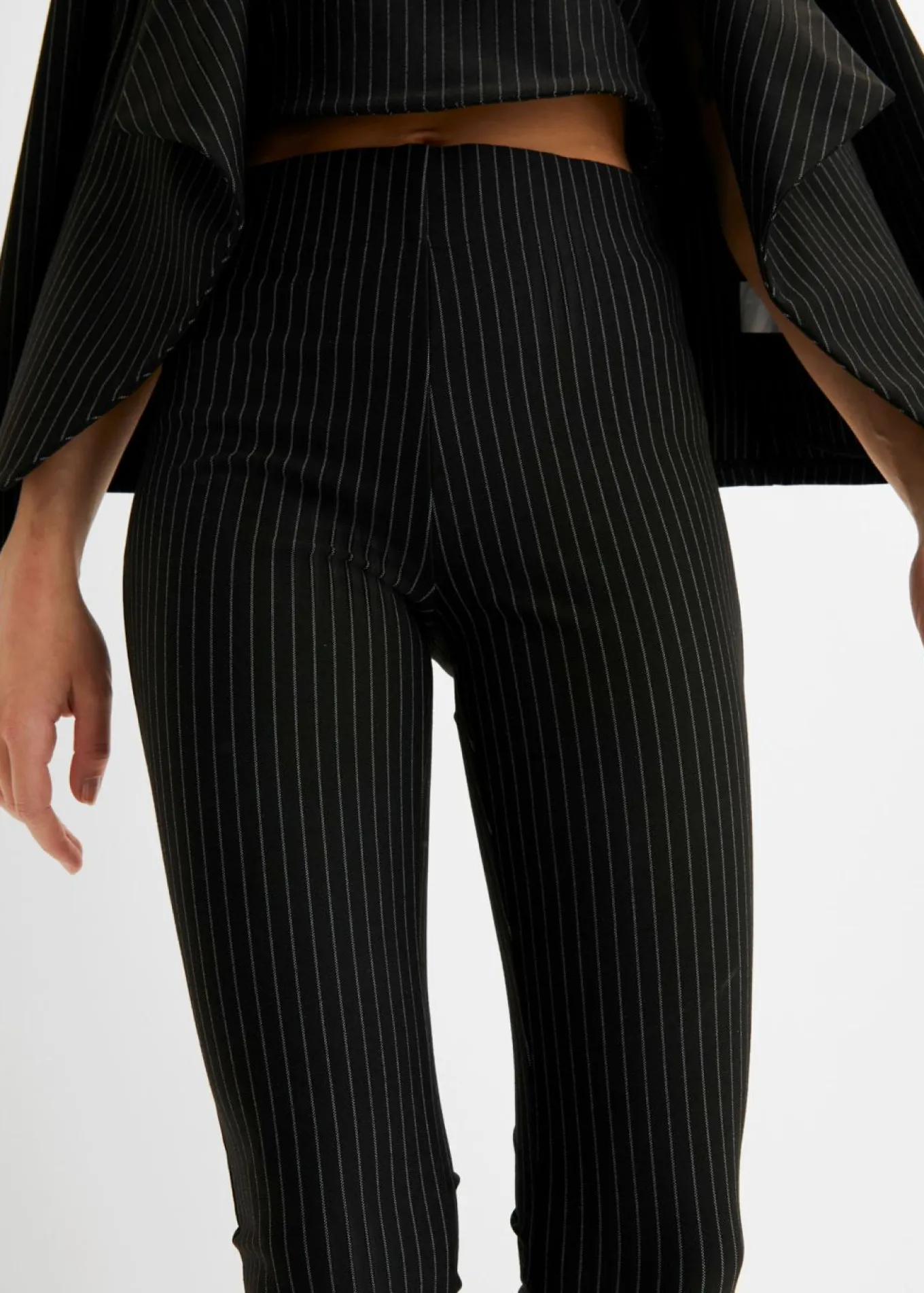 Pantalón de rayas