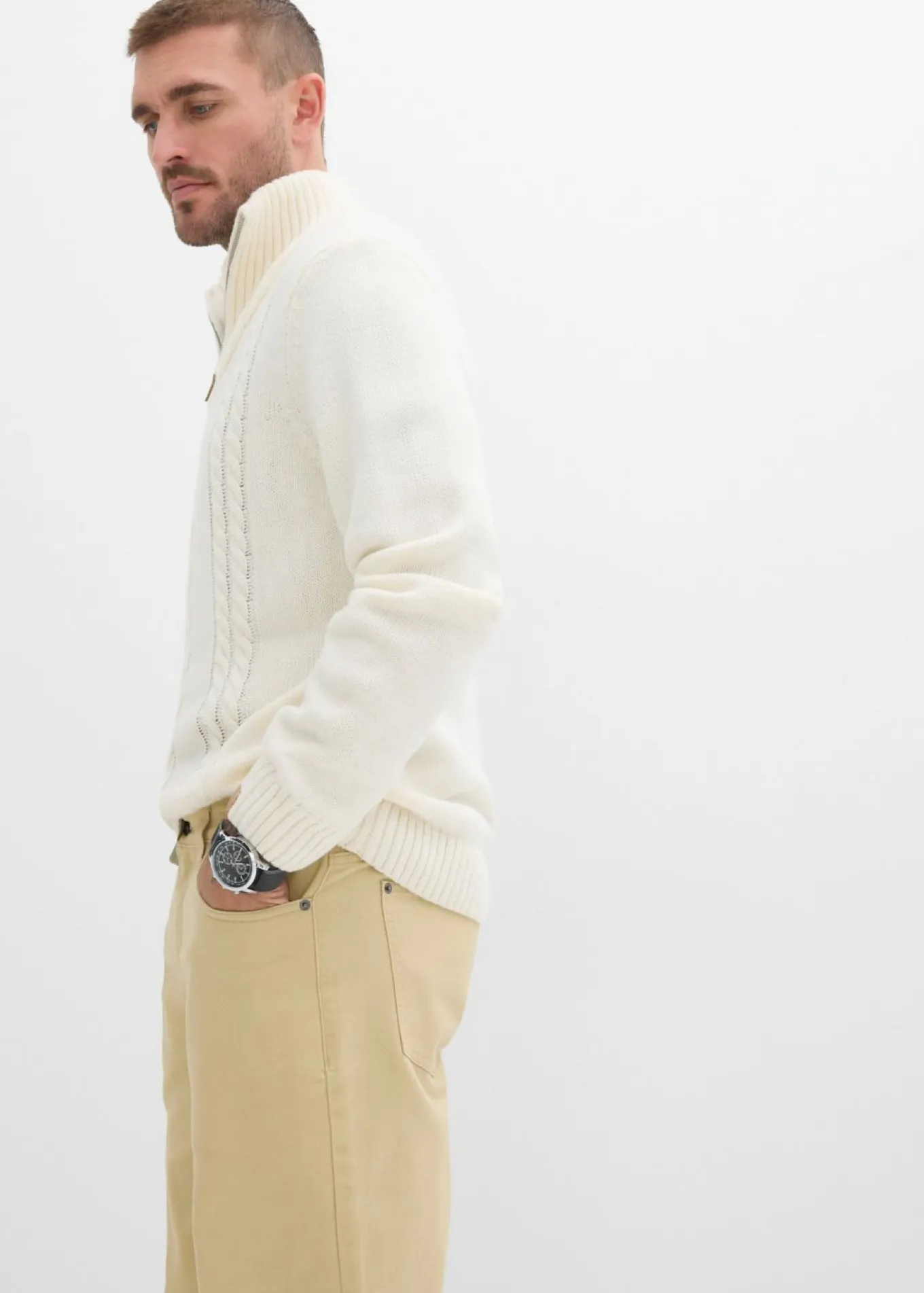 Pantalón de sarga con corte informal, cinturilla elástica y diseño recto