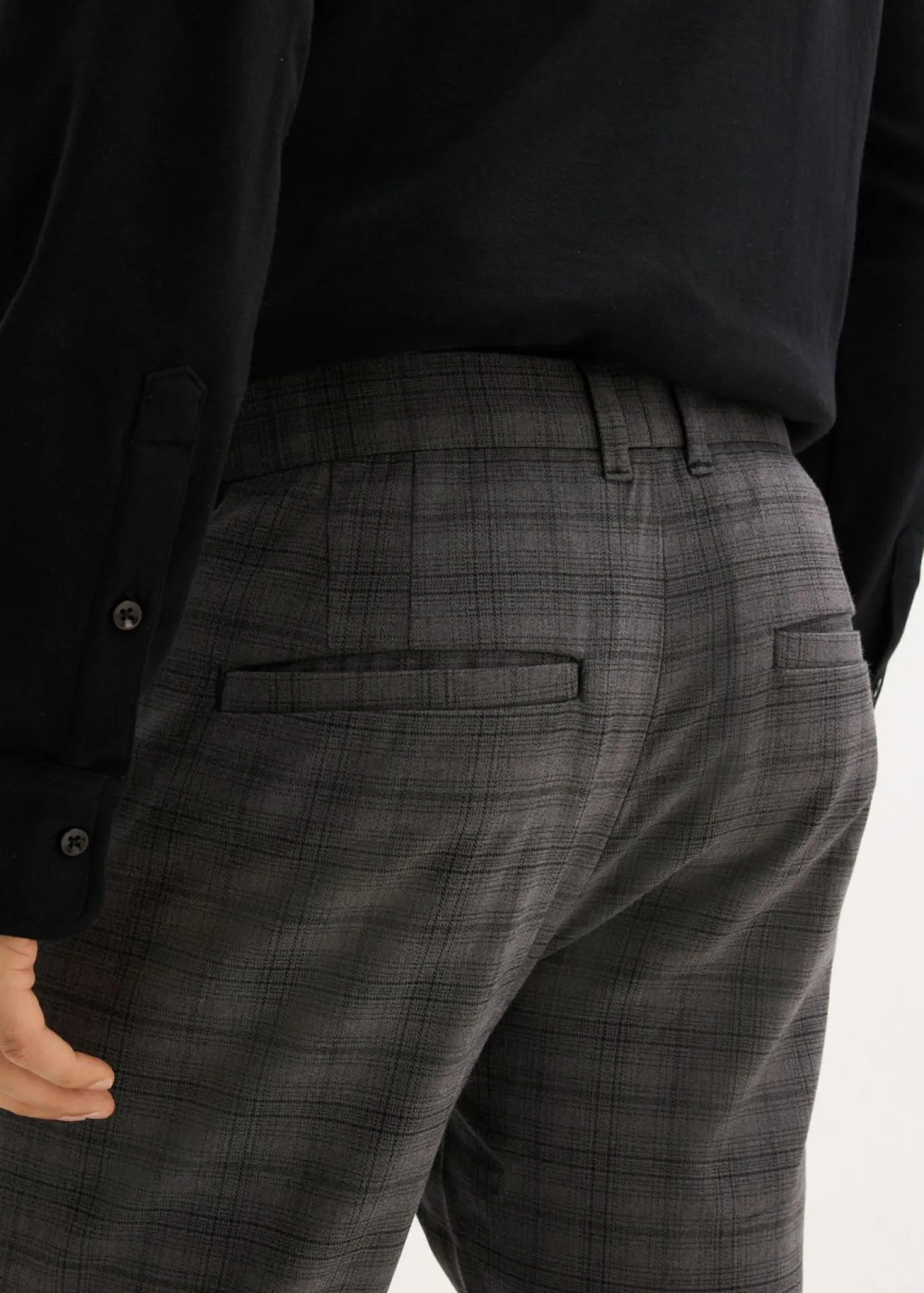 Pantalón de traje elástico, con cintura elástica, regular fit