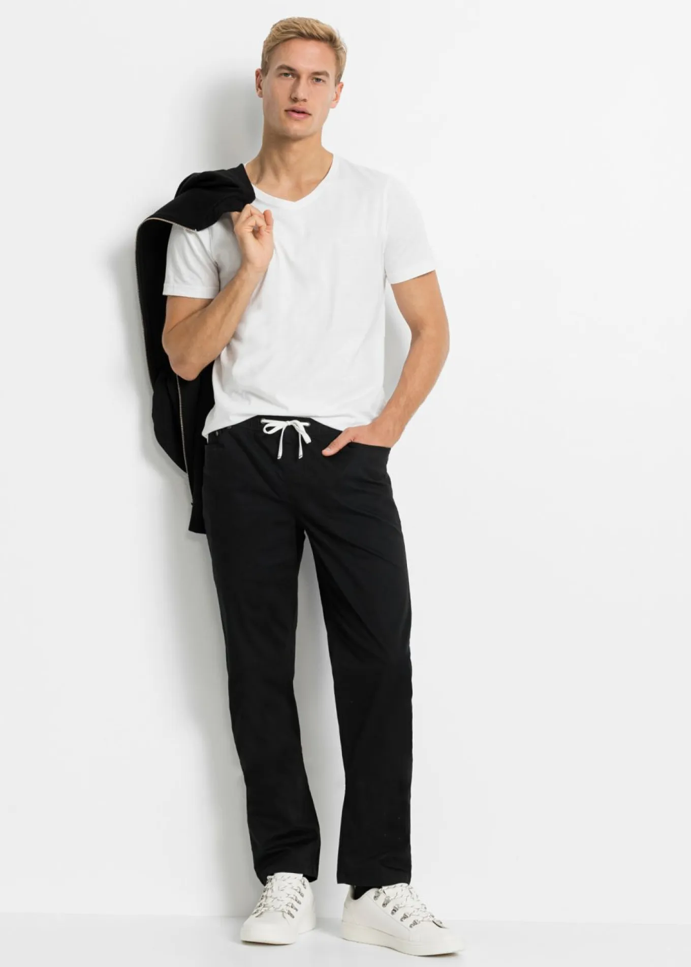 Pantalón elástico de corte regular y recto