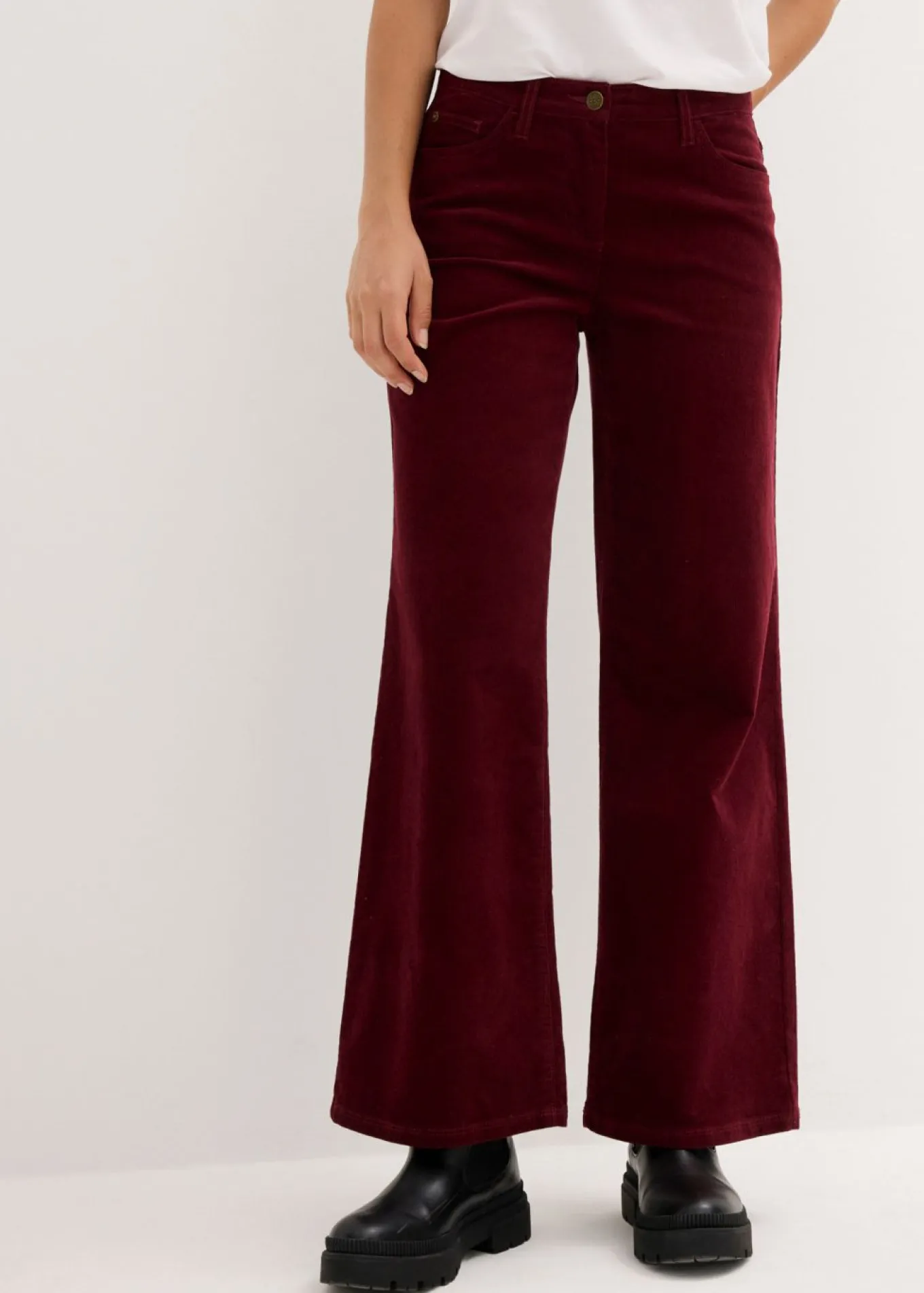 Pantalón estilo Marlene de pana