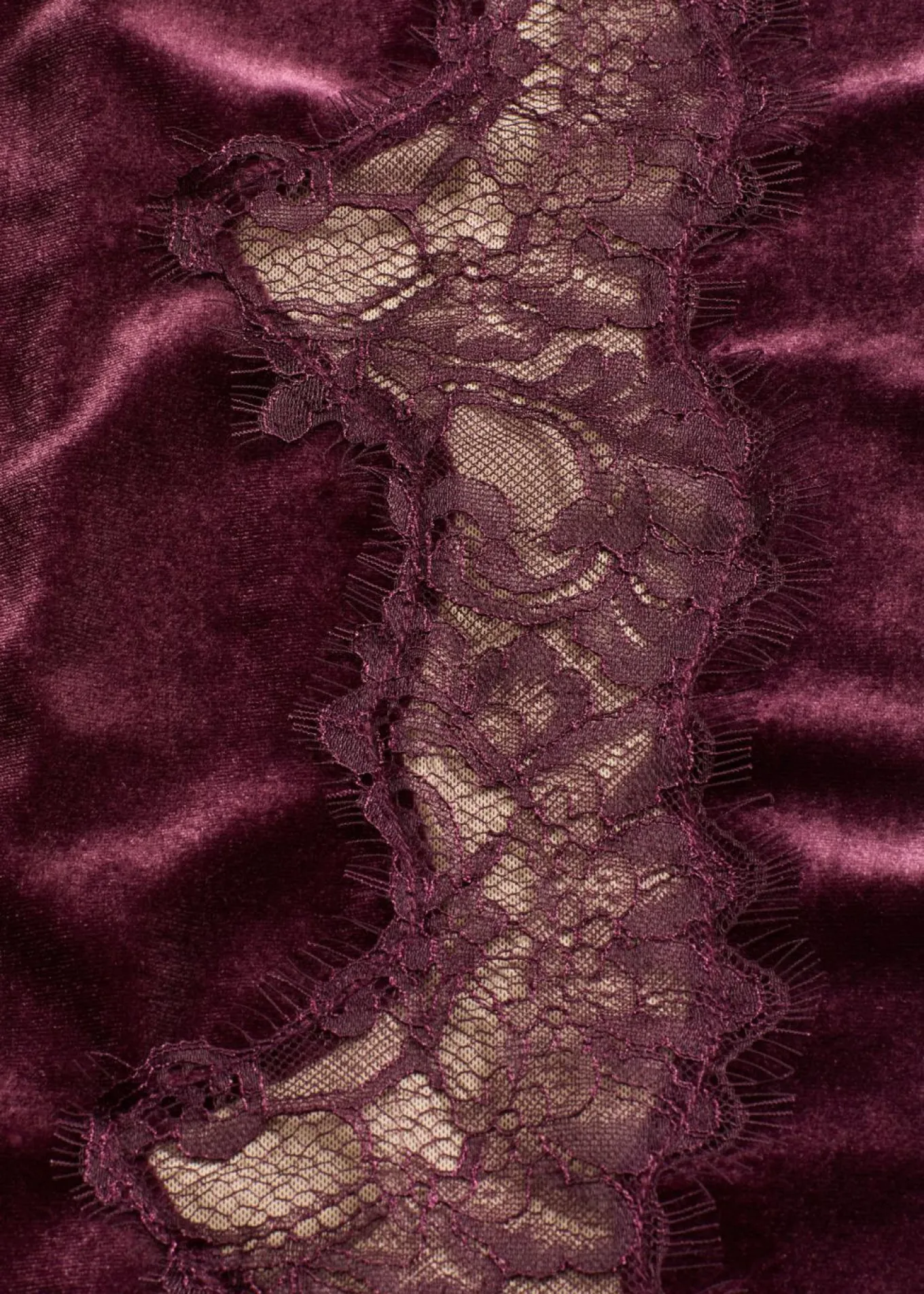 Pantalón Marlene de terciopelo suave con inserción de encaje