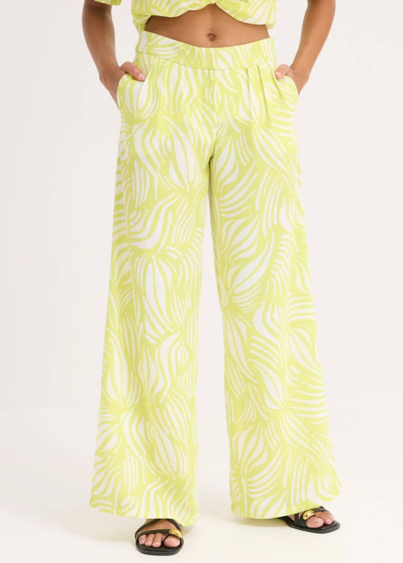 Pantalón palazzo con cintura cómoda