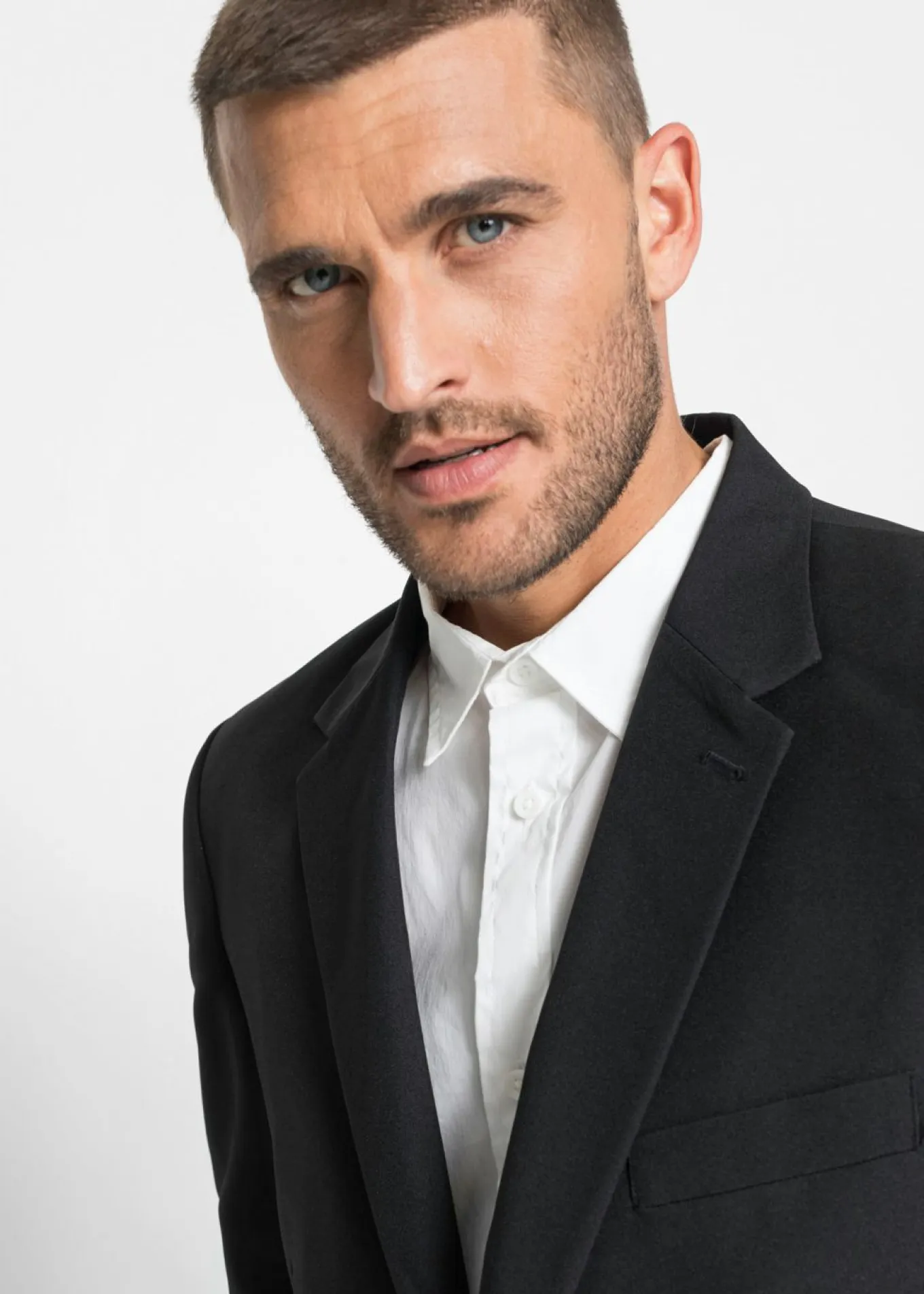 Pantalón (2 piezas) con corte slim
