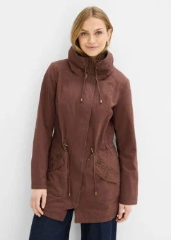 Parka corta de algodón con cuello alto, entallada