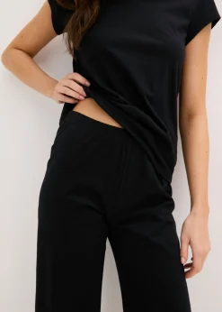 Pijama capri con culotte ancho