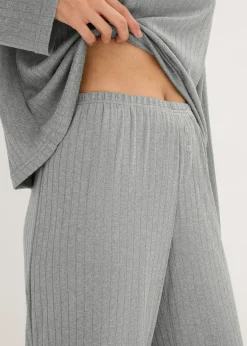 Pijama de suave punto pointelle