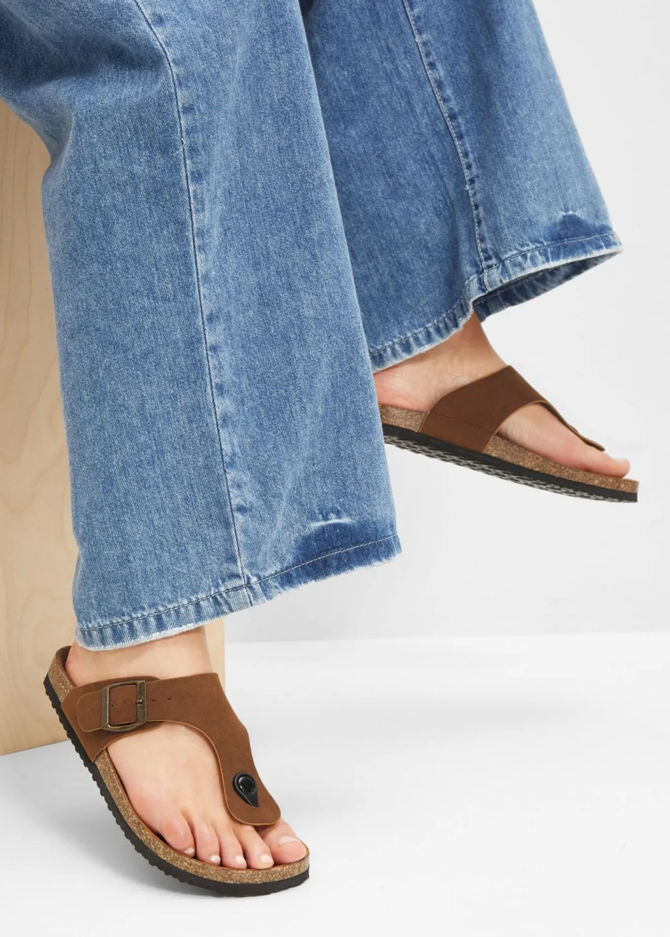 Sandalias de dedo