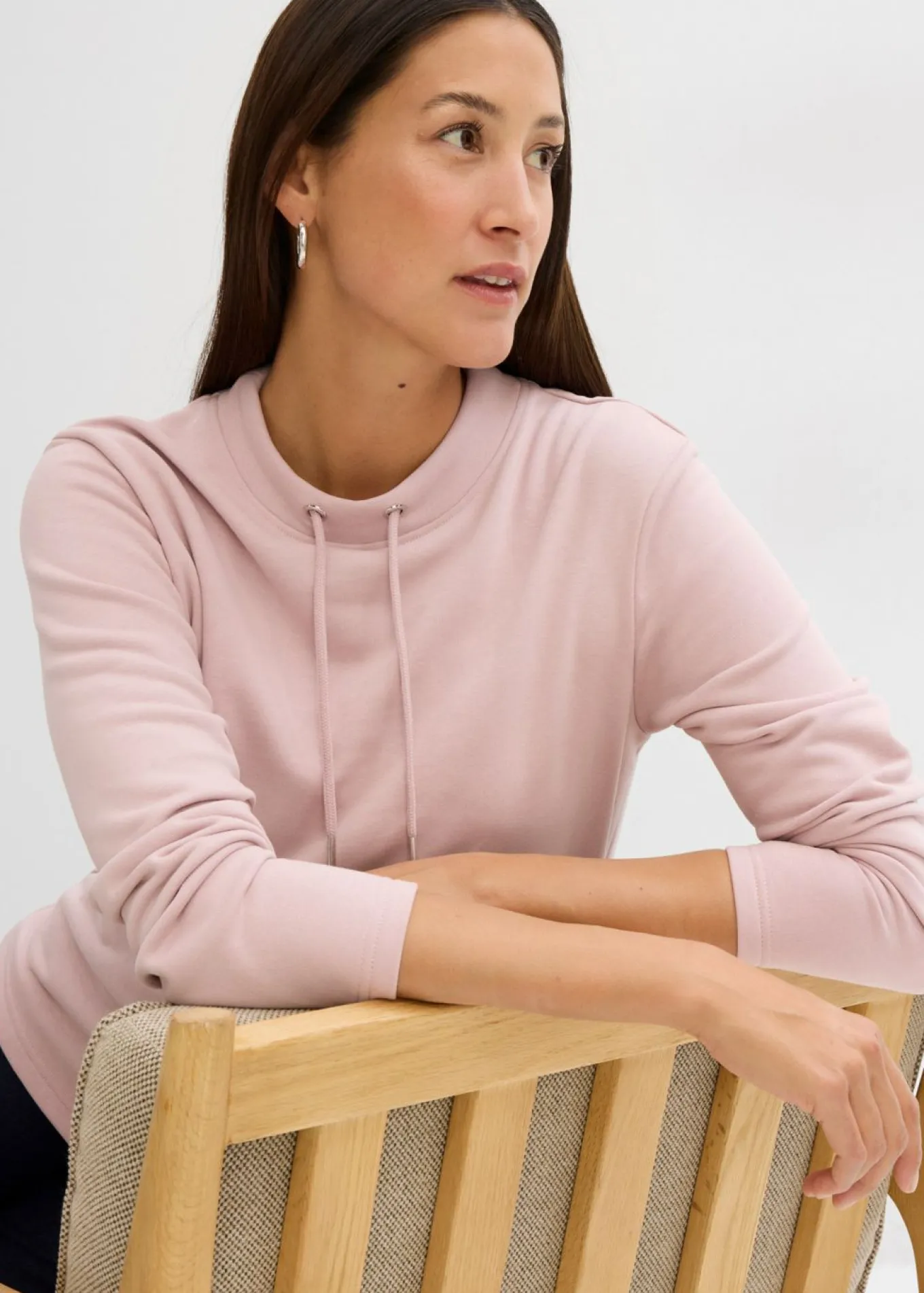 Sudadera con abertura