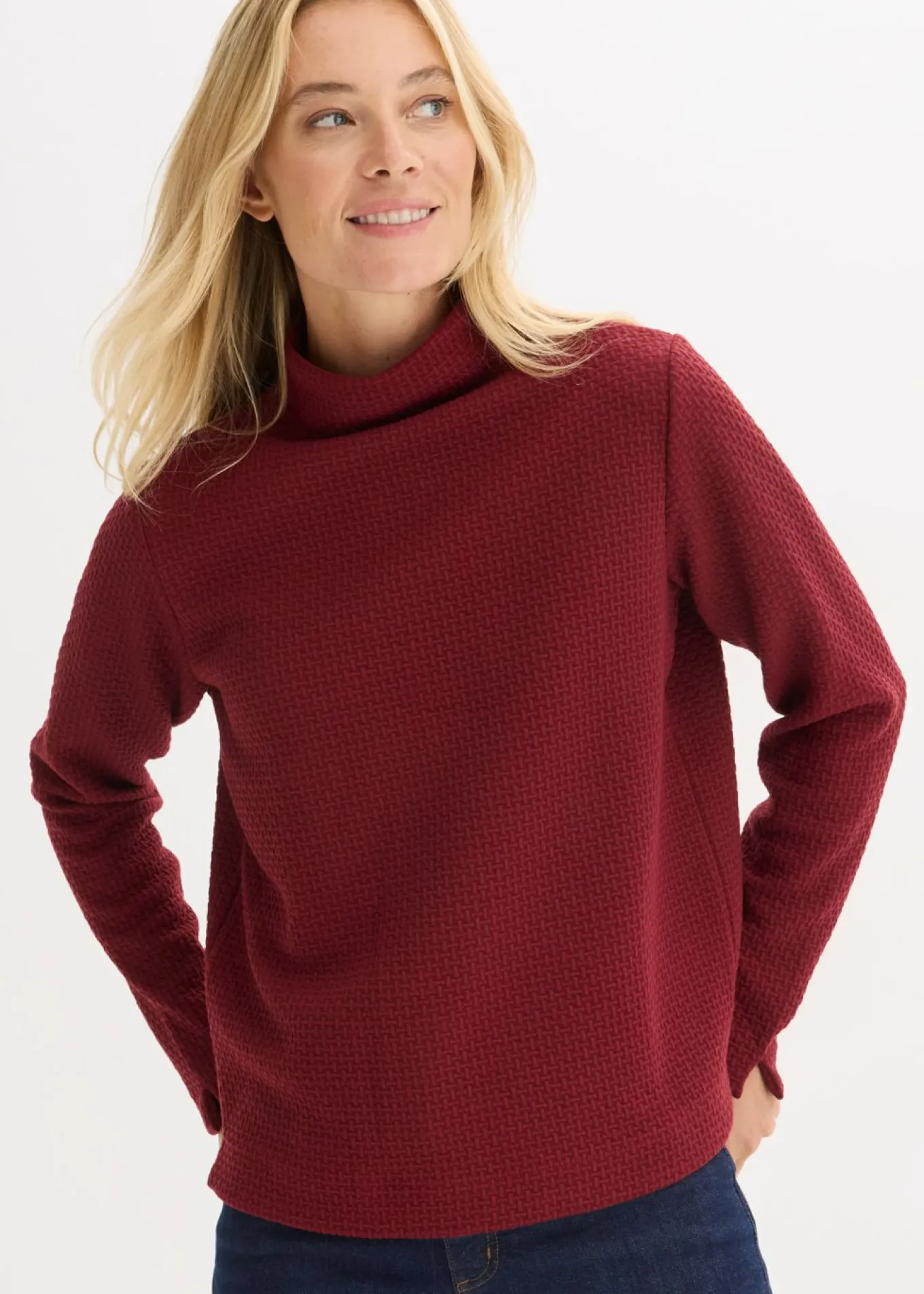 Sudadera con cuello alto