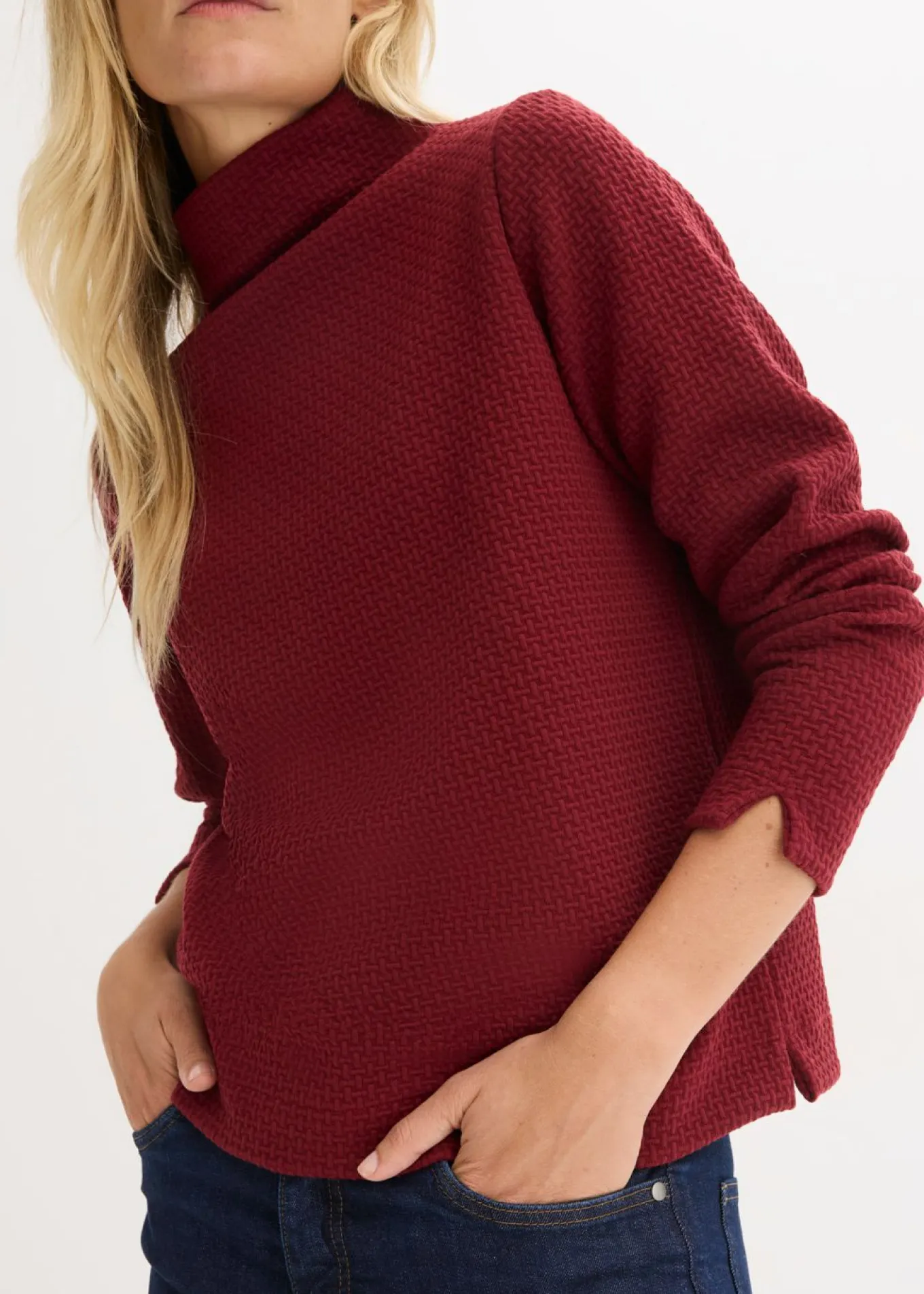 Sudadera con cuello alto