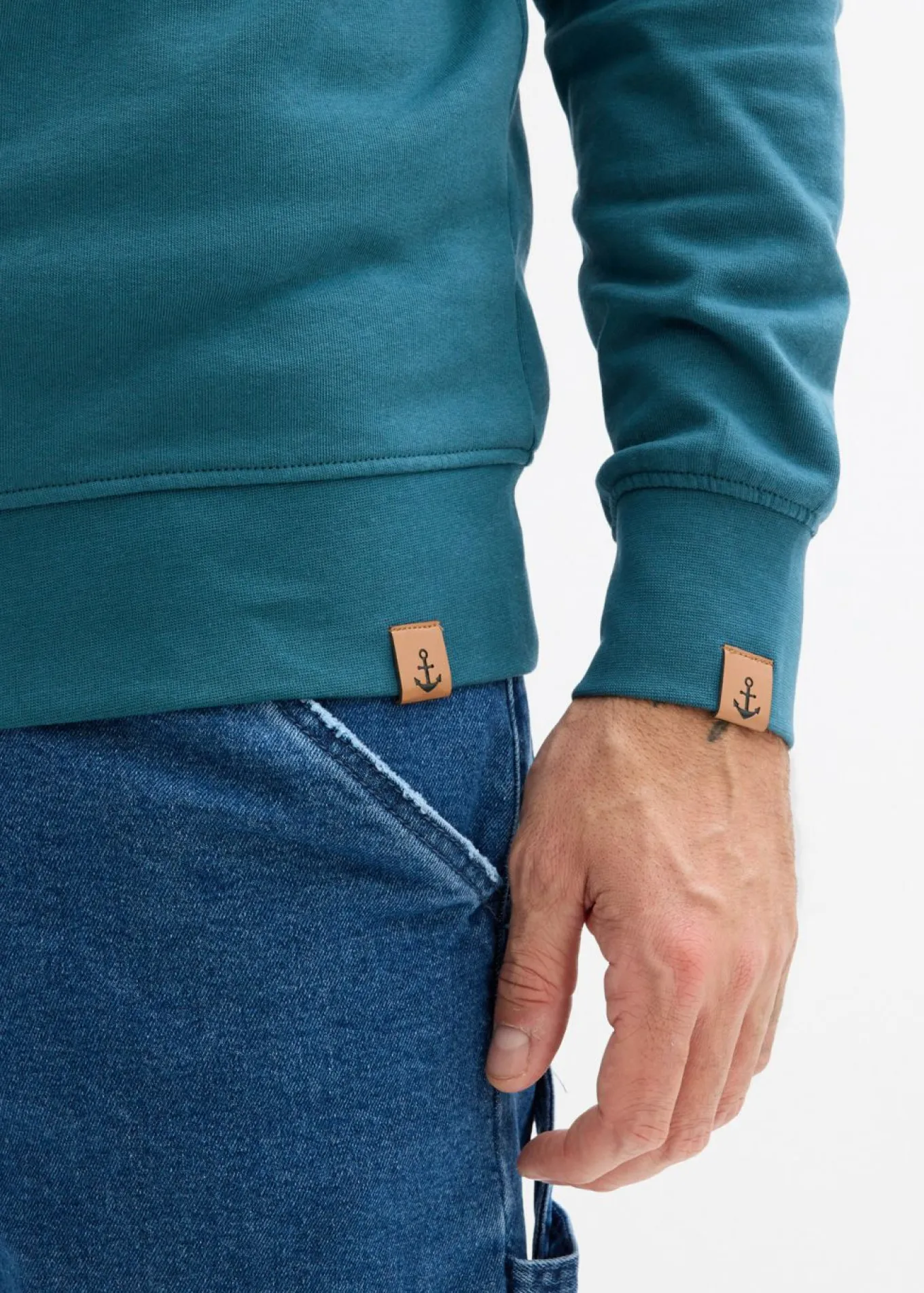 Sudadera con cuello tipo chal