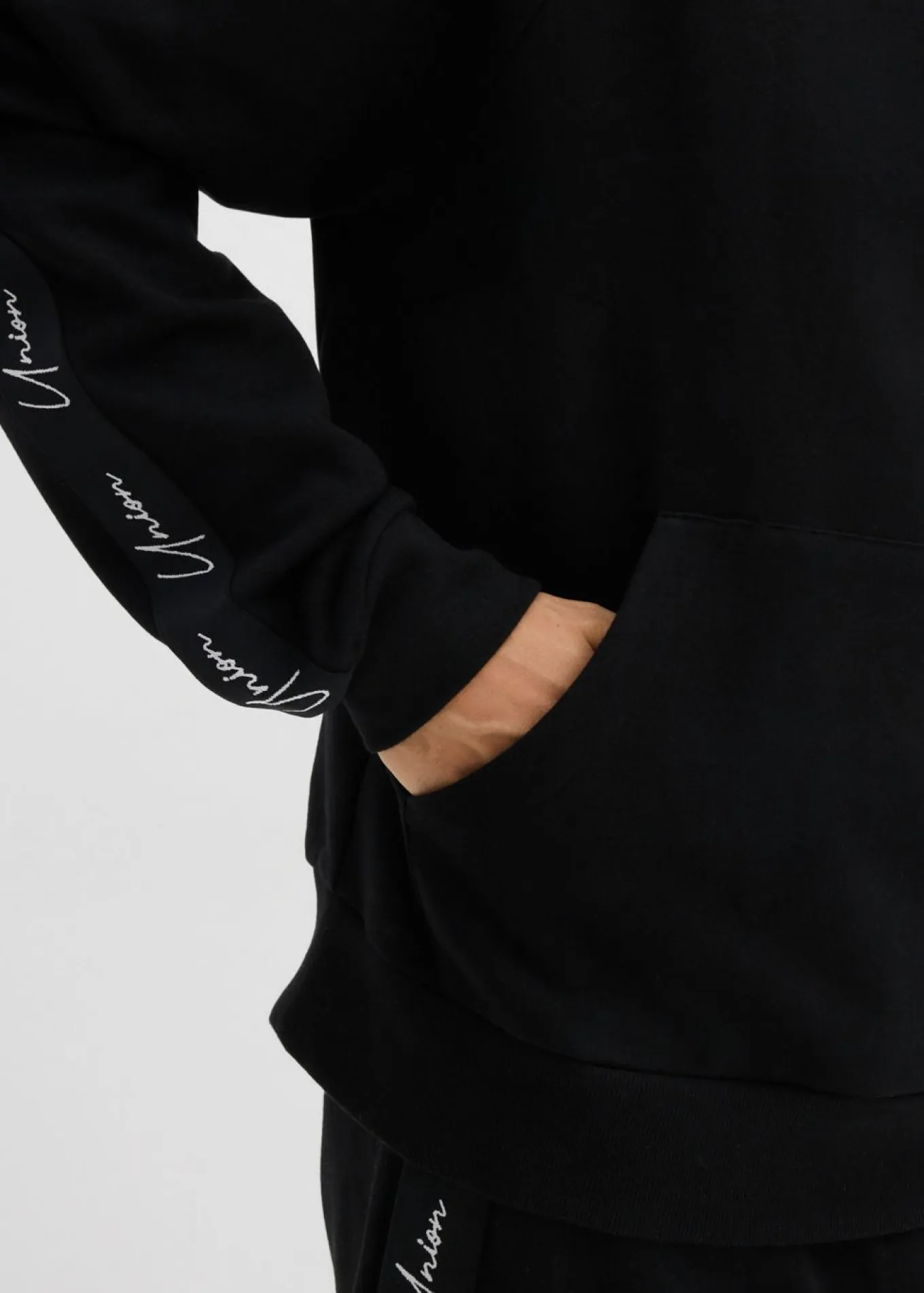 Sudadera de algodón orgánico puro con capucha y corte holgado