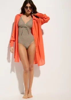Traje de baño con ligero efecto moldeador