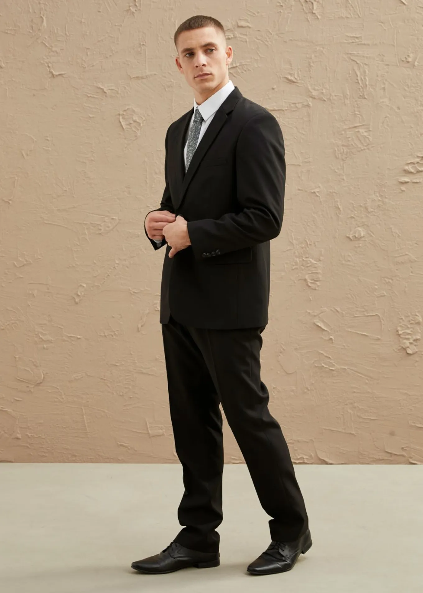 Traje (4 piezas) con camisa y corbata, regular fit
