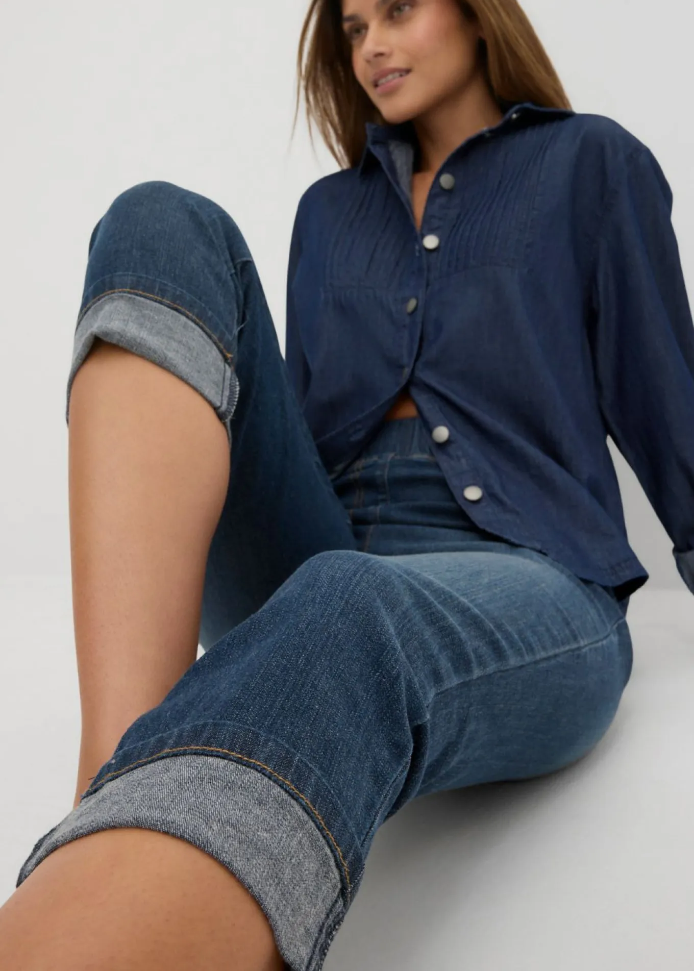Vaqueros de algodón con talle medio y corte slim