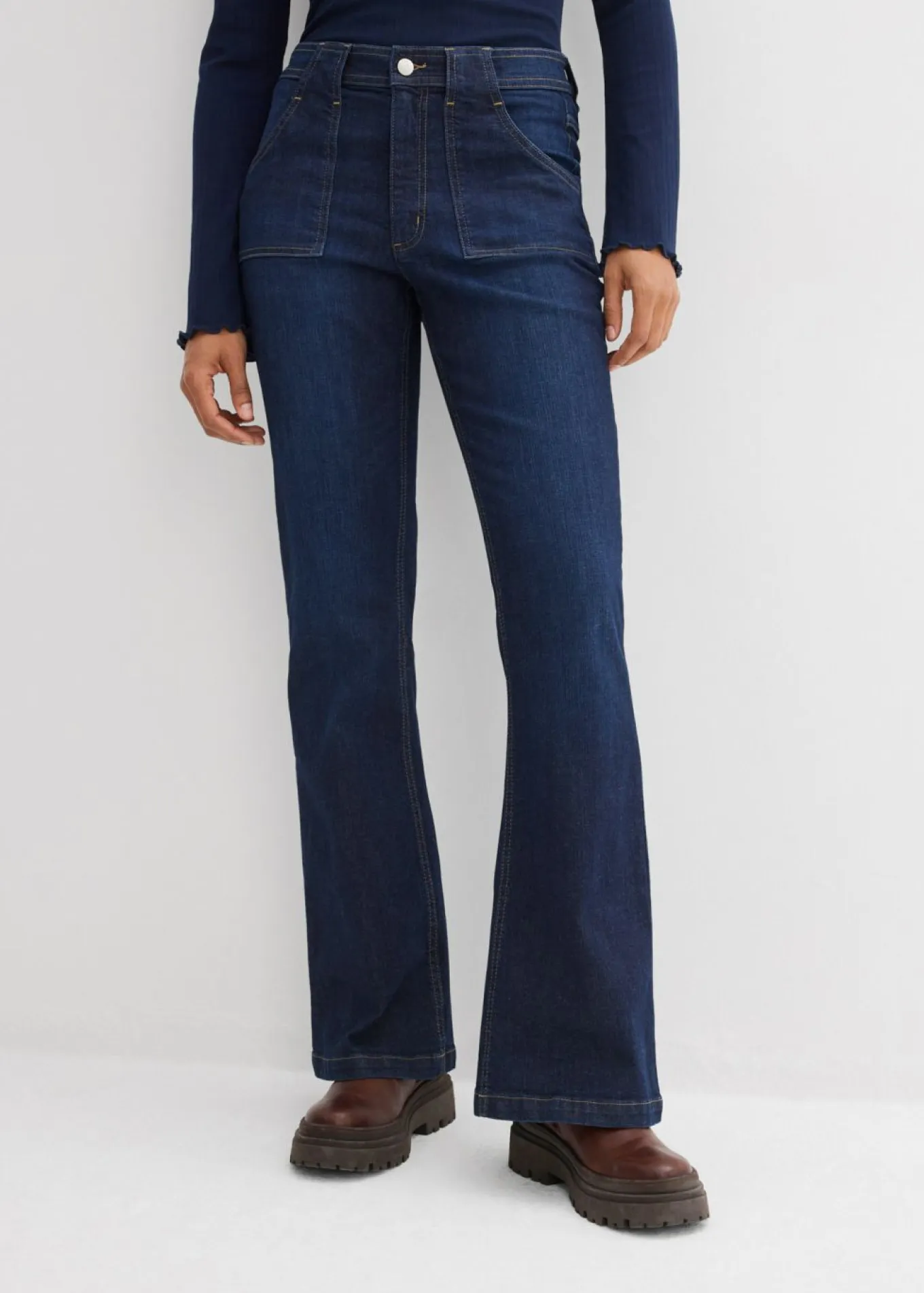 Vaqueros flared, high waist de algodón orgánico