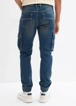 Vaqueros informales tipo cargo con corte slim, cinturilla elástica y diseño recto