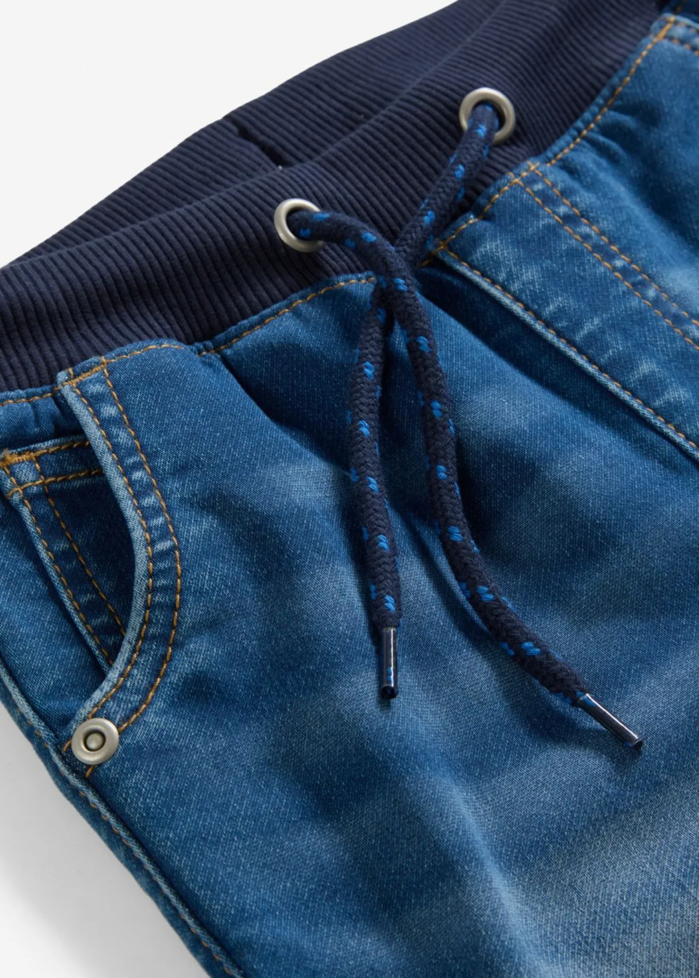 Vaqueros tipo chándal, regular fit, straight