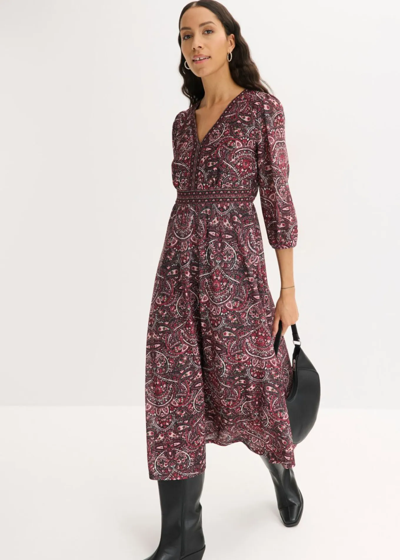 Vestido camisero con escote en V