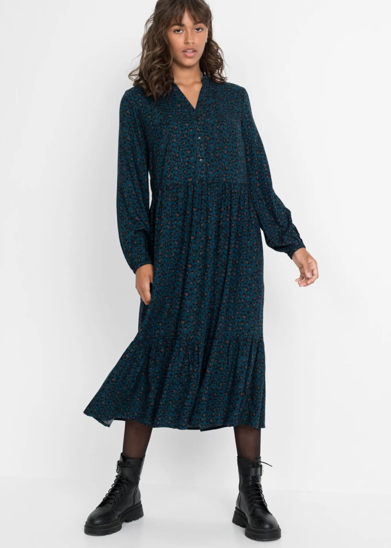 Vestido camisero con estampado de leopardo