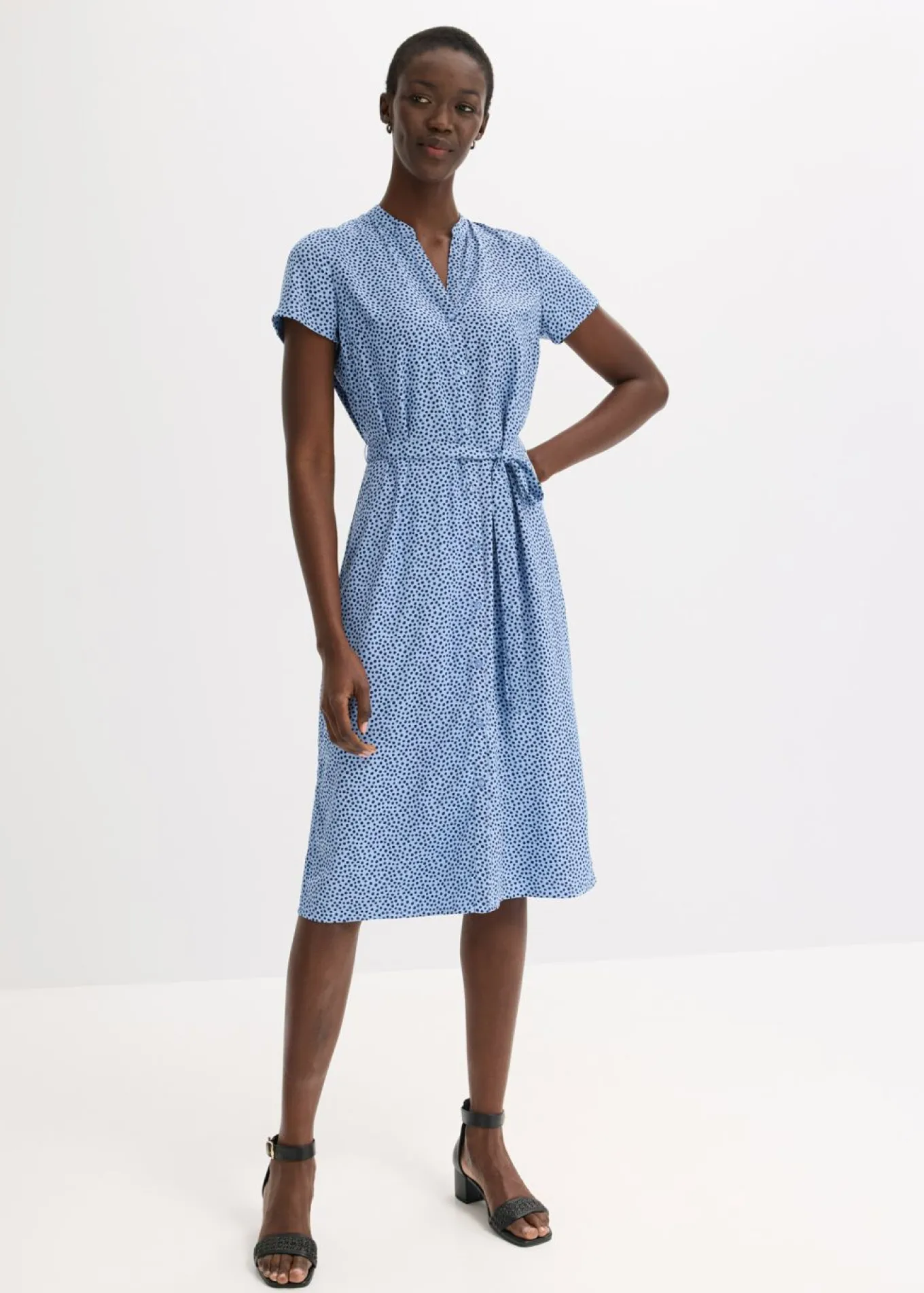 Vestido camisero con lunares