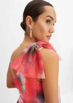 Vestido con un hombro al descubierto y falda de tul plisado