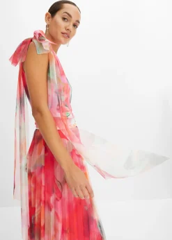 Vestido con un hombro al descubierto y falda de tul plisado