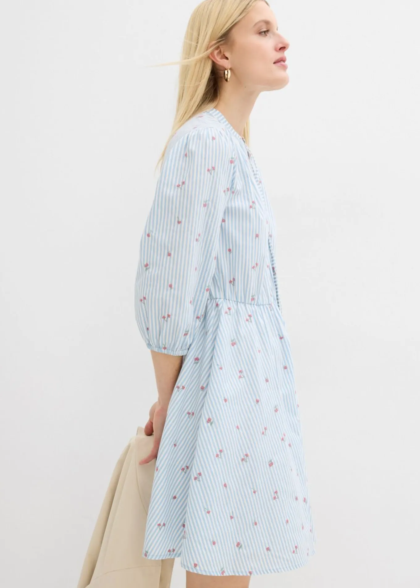 Vestido corto de algodón puro