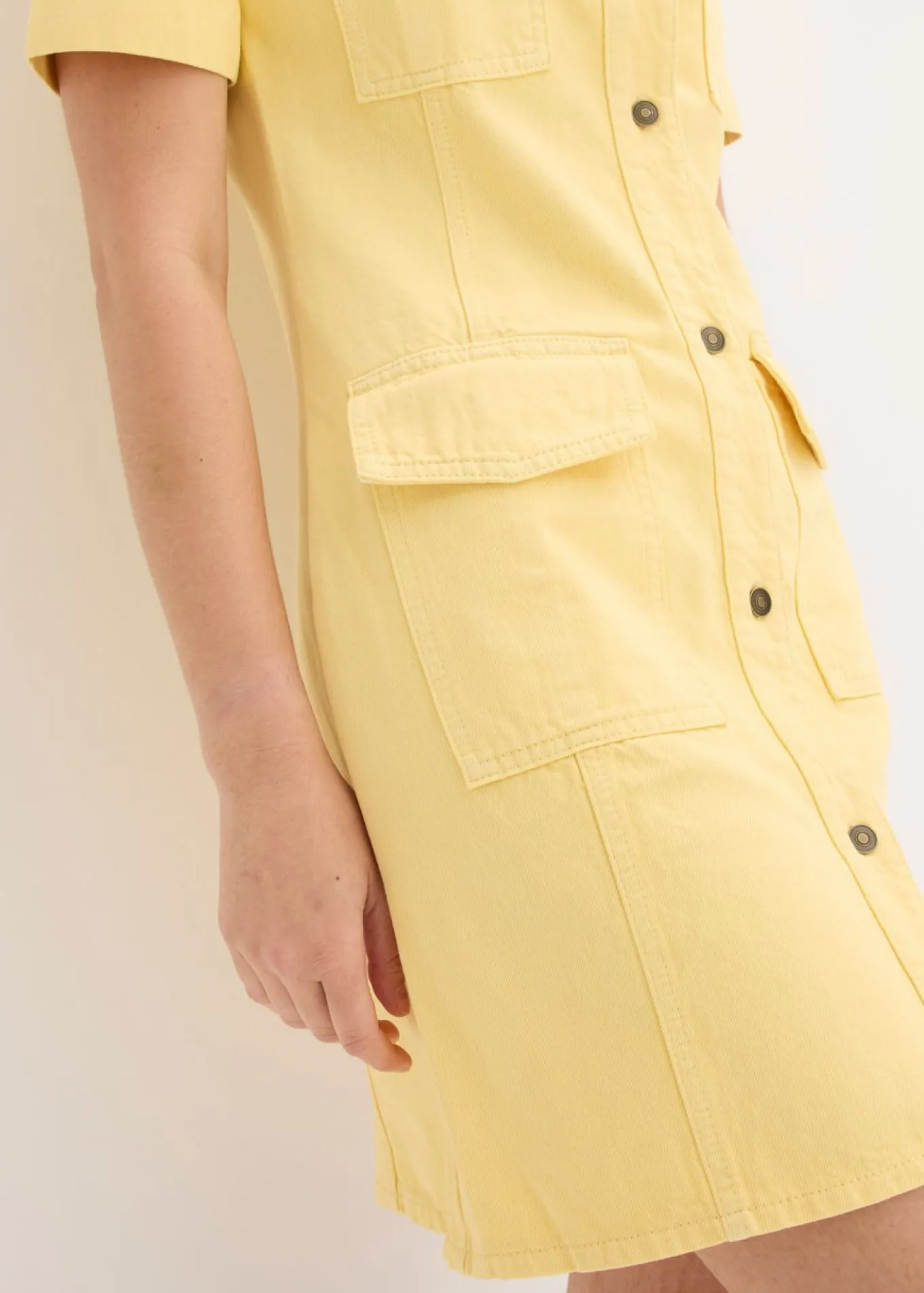 Vestido corto de algodón puro