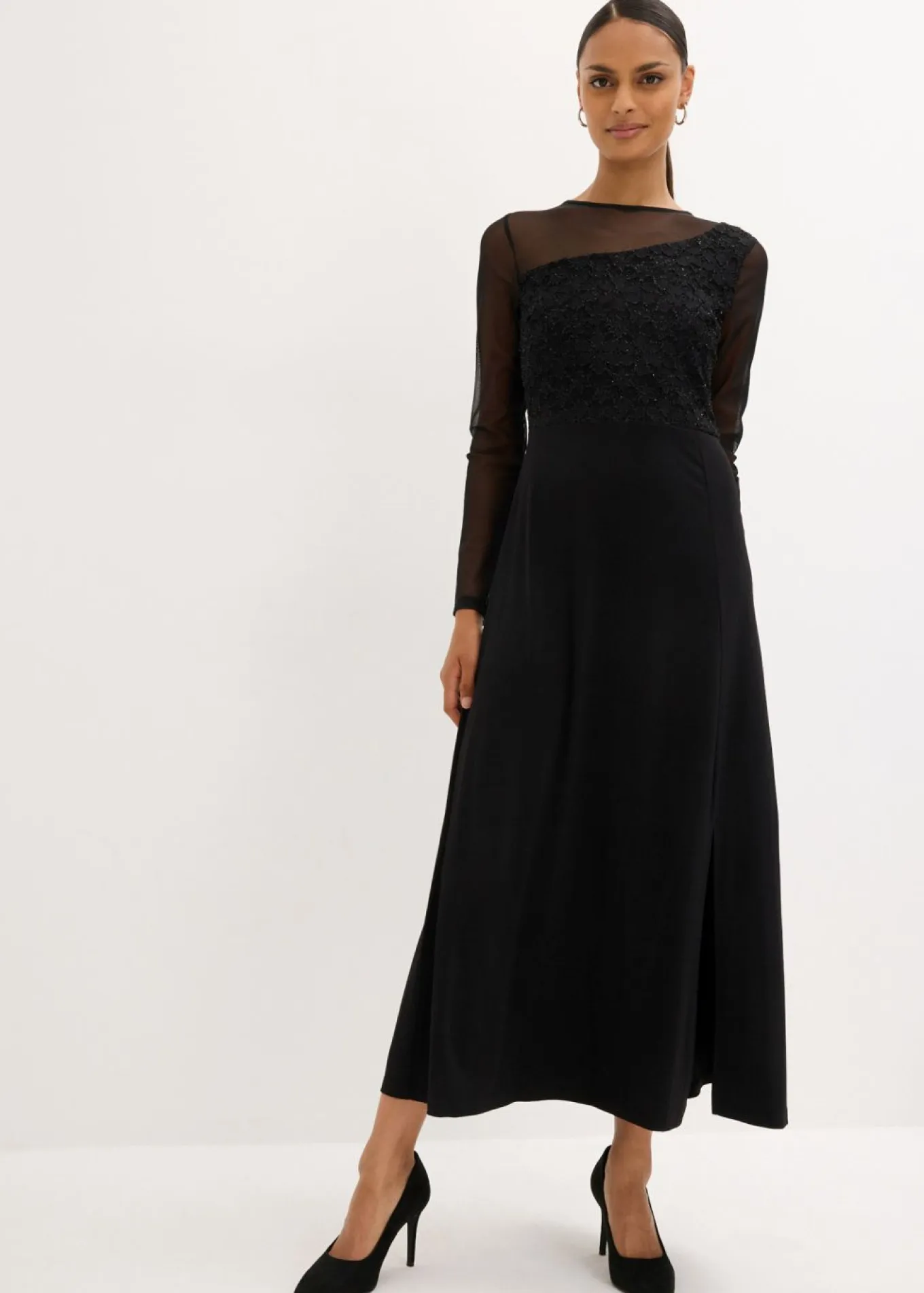 Vestido de noche con encaje