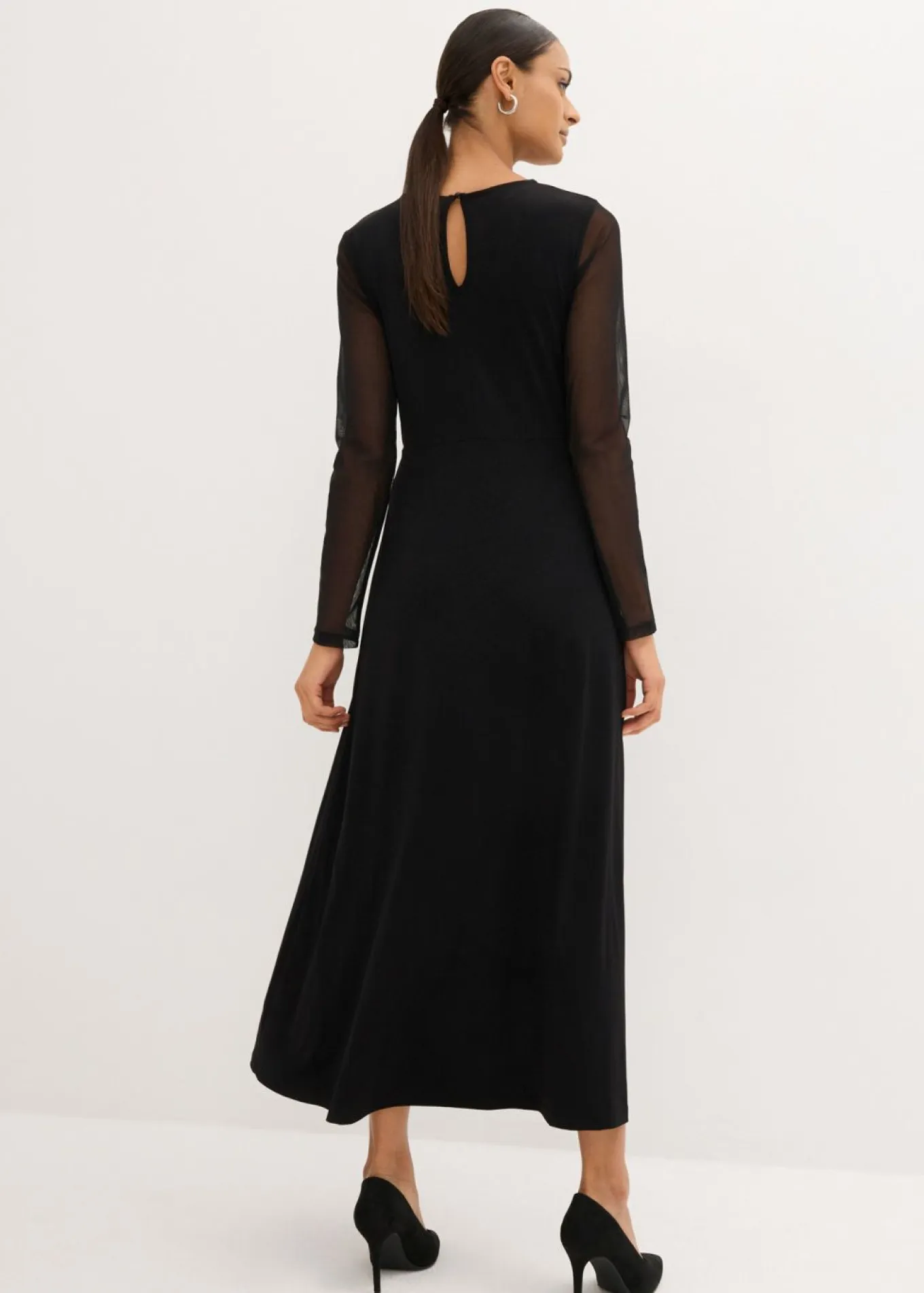 Vestido de noche con encaje