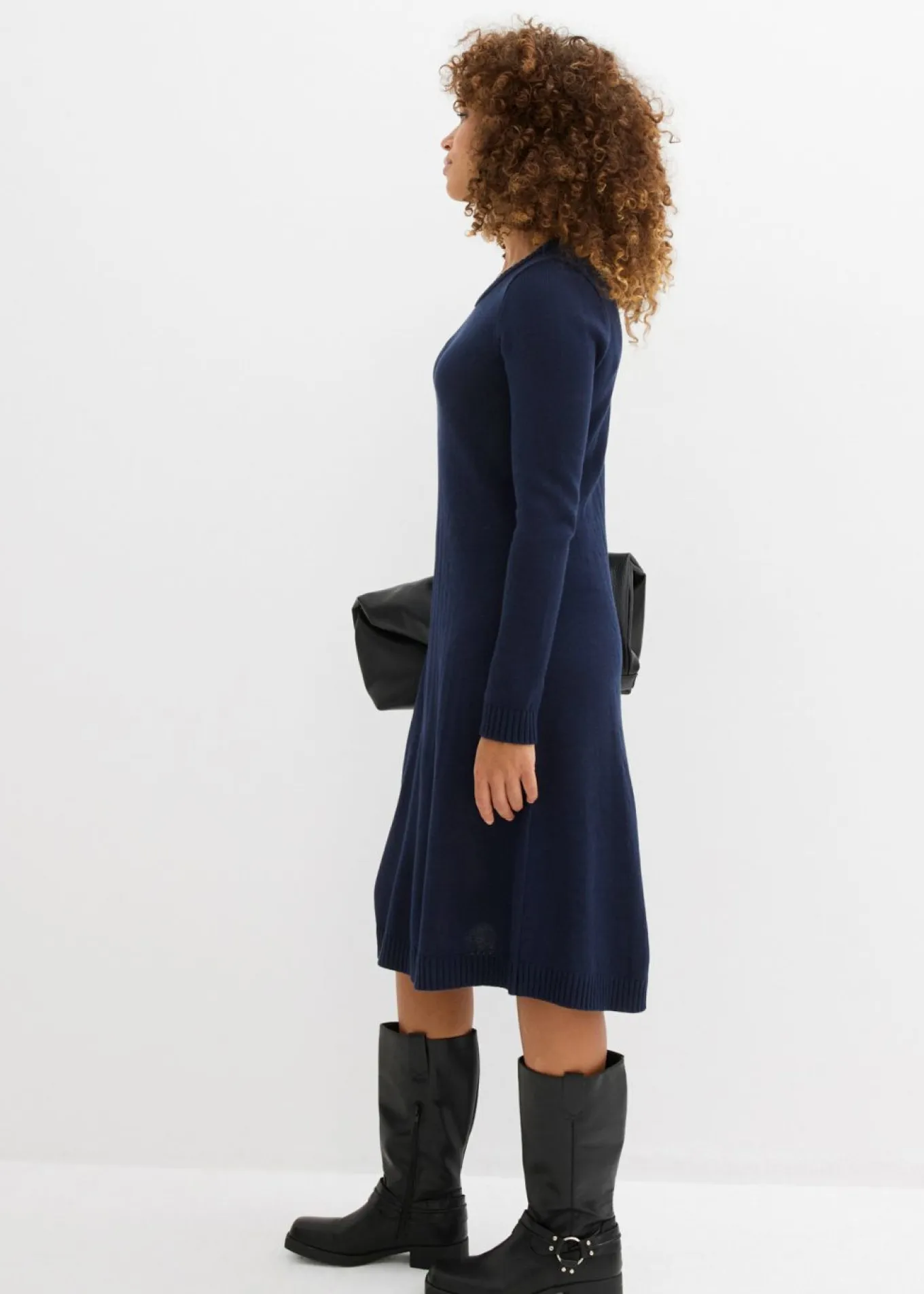 Vestido de punto acampanado