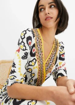 Vestido de punto con cordón