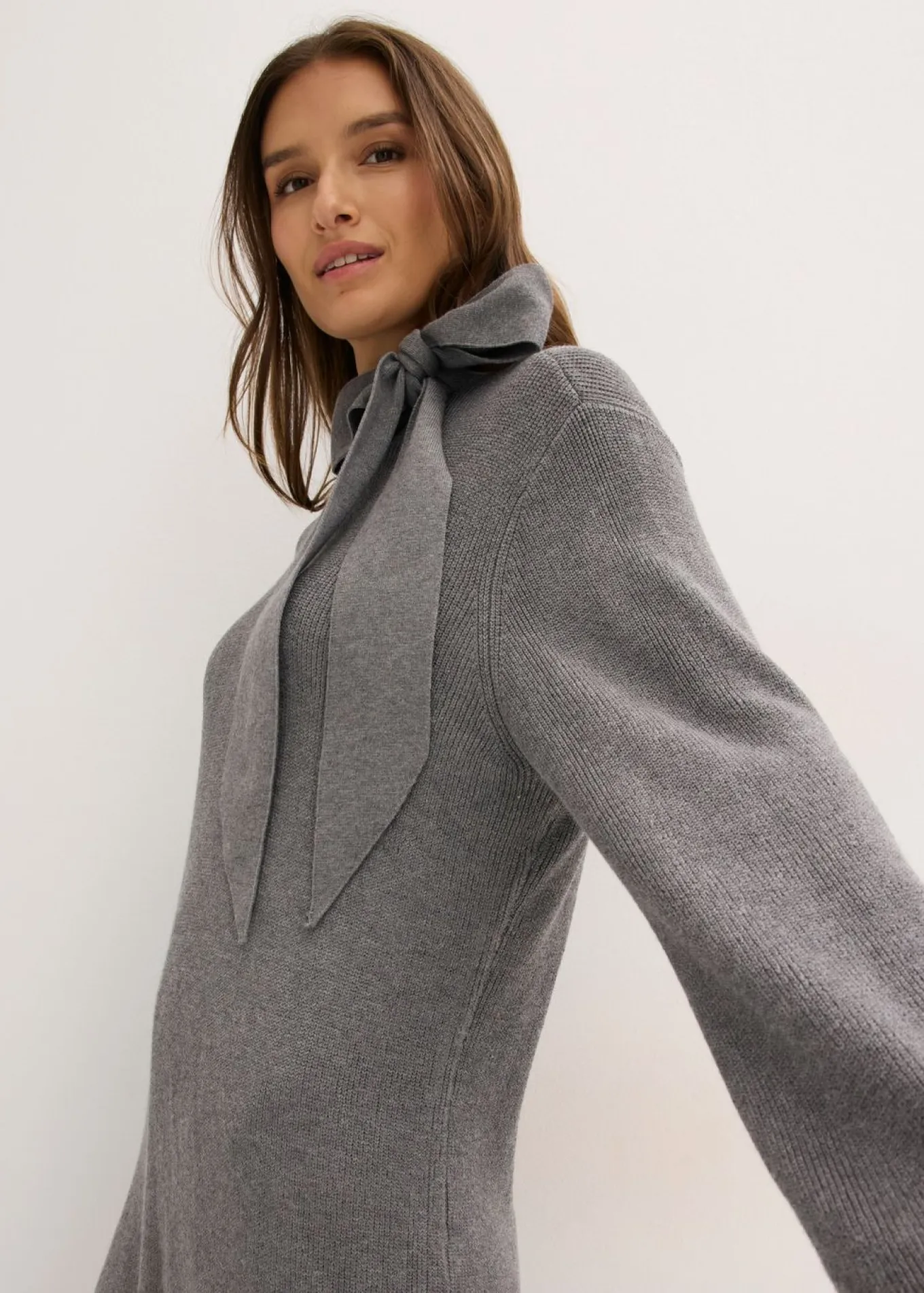 Vestido de punto de suave mezcla de viscosa con lazo