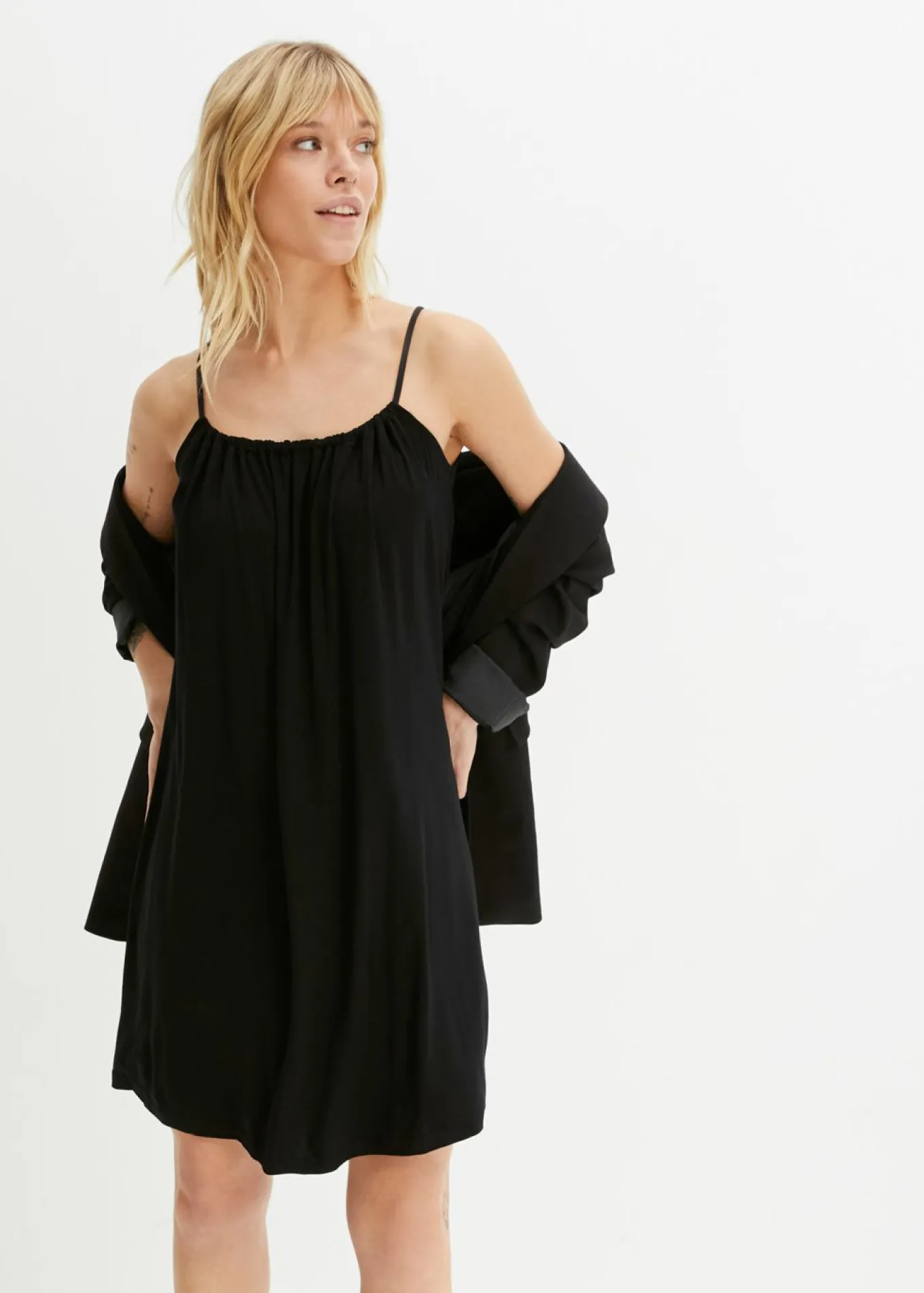 Vestido de punto de viscosa fluida