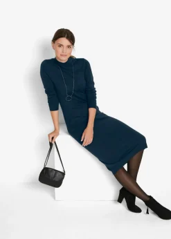 Vestido de punto fino con cuello alto